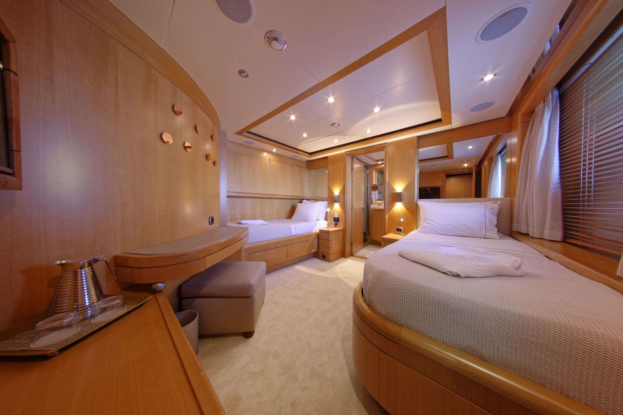GRANDE AMORE Yacht Charter - One of the 2 almost identical Twin cabins, with pullman beds, on Lower Deck