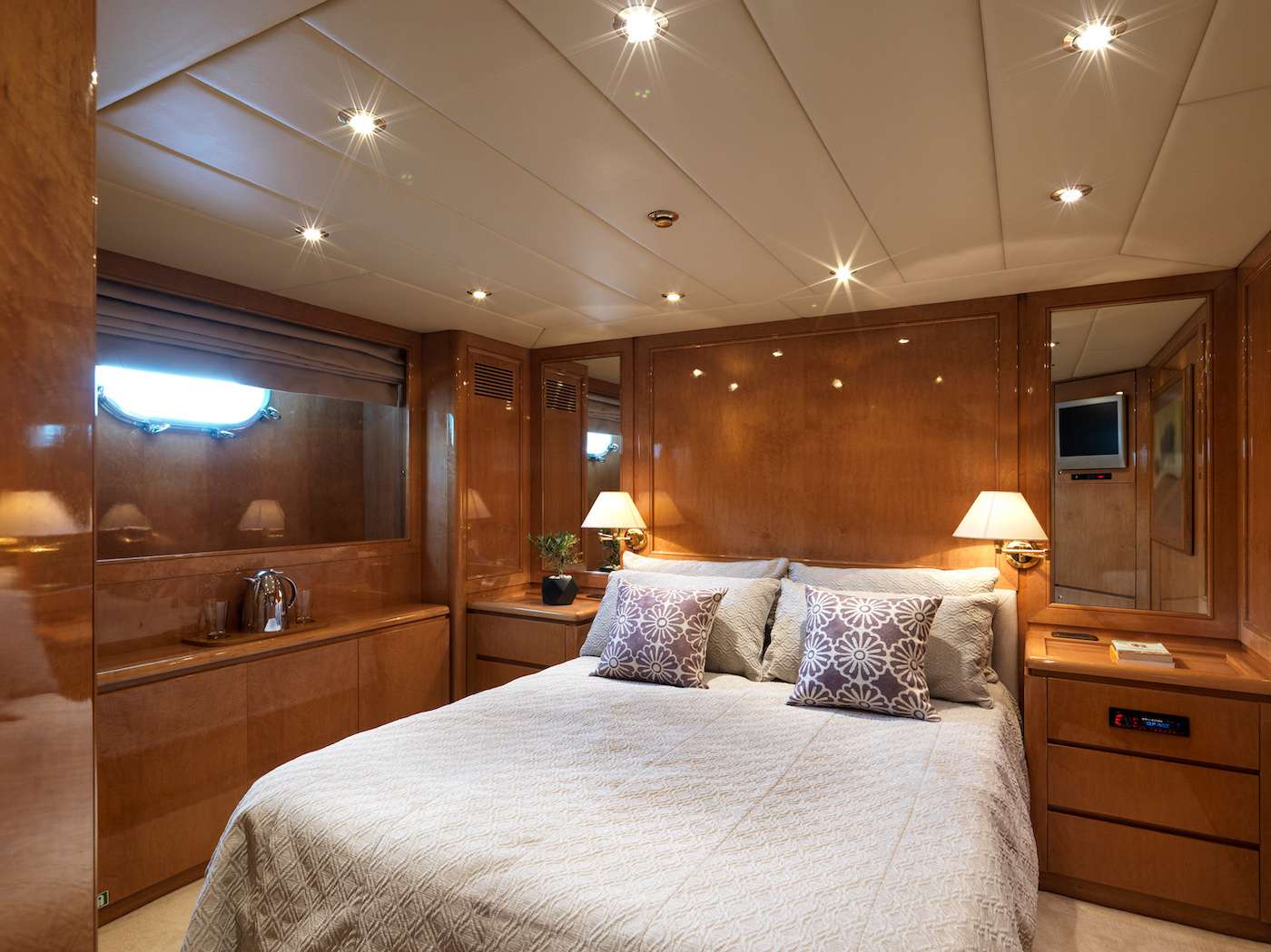 VIP cabin