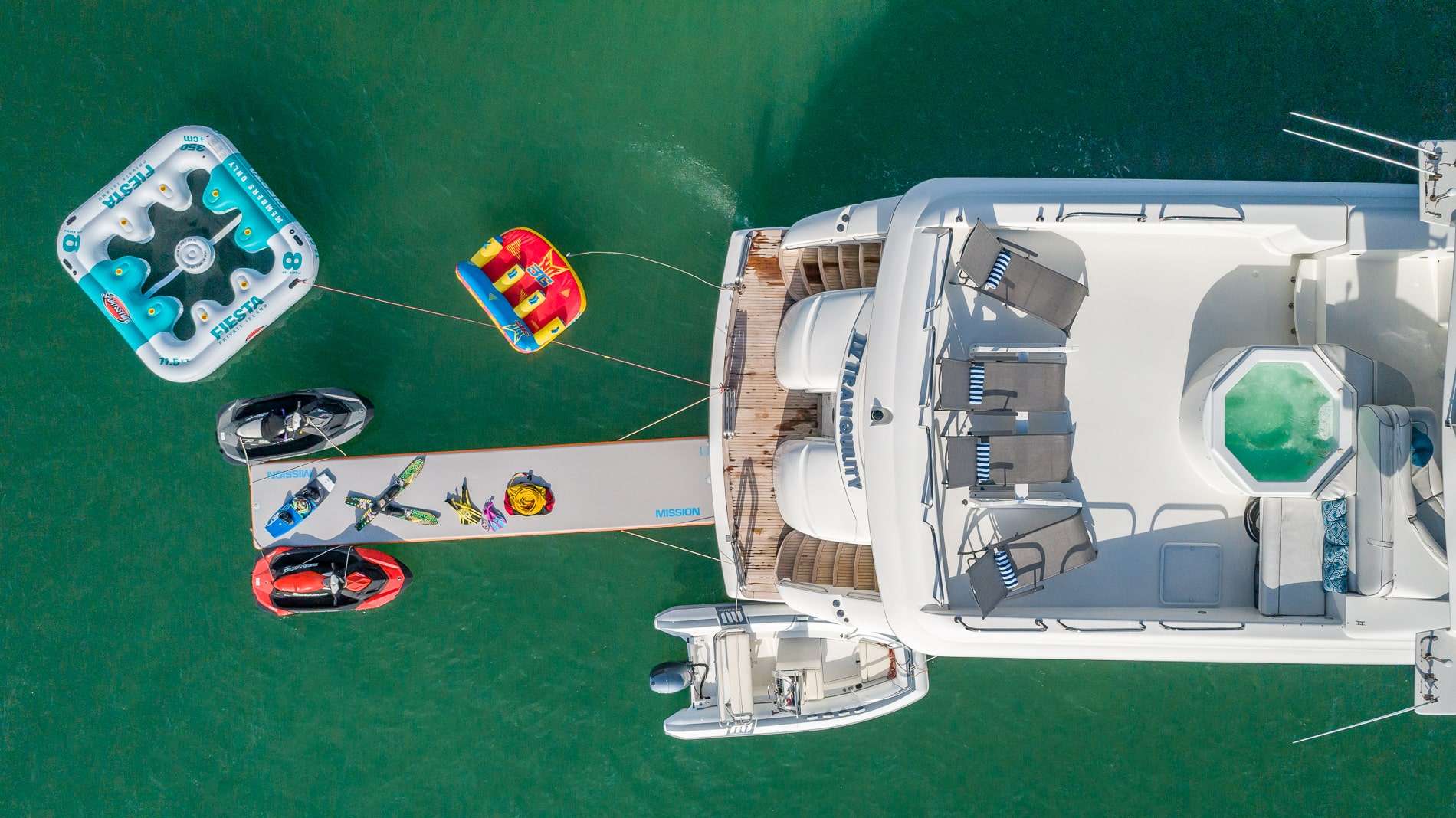Water toy aerial