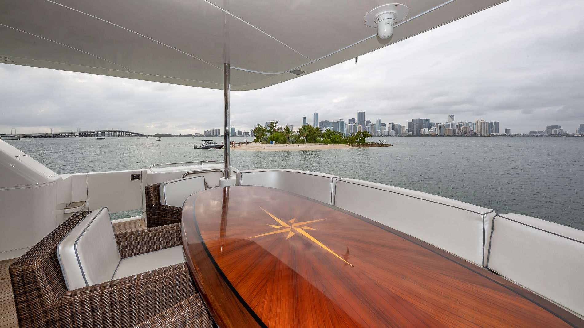 Main aft deck