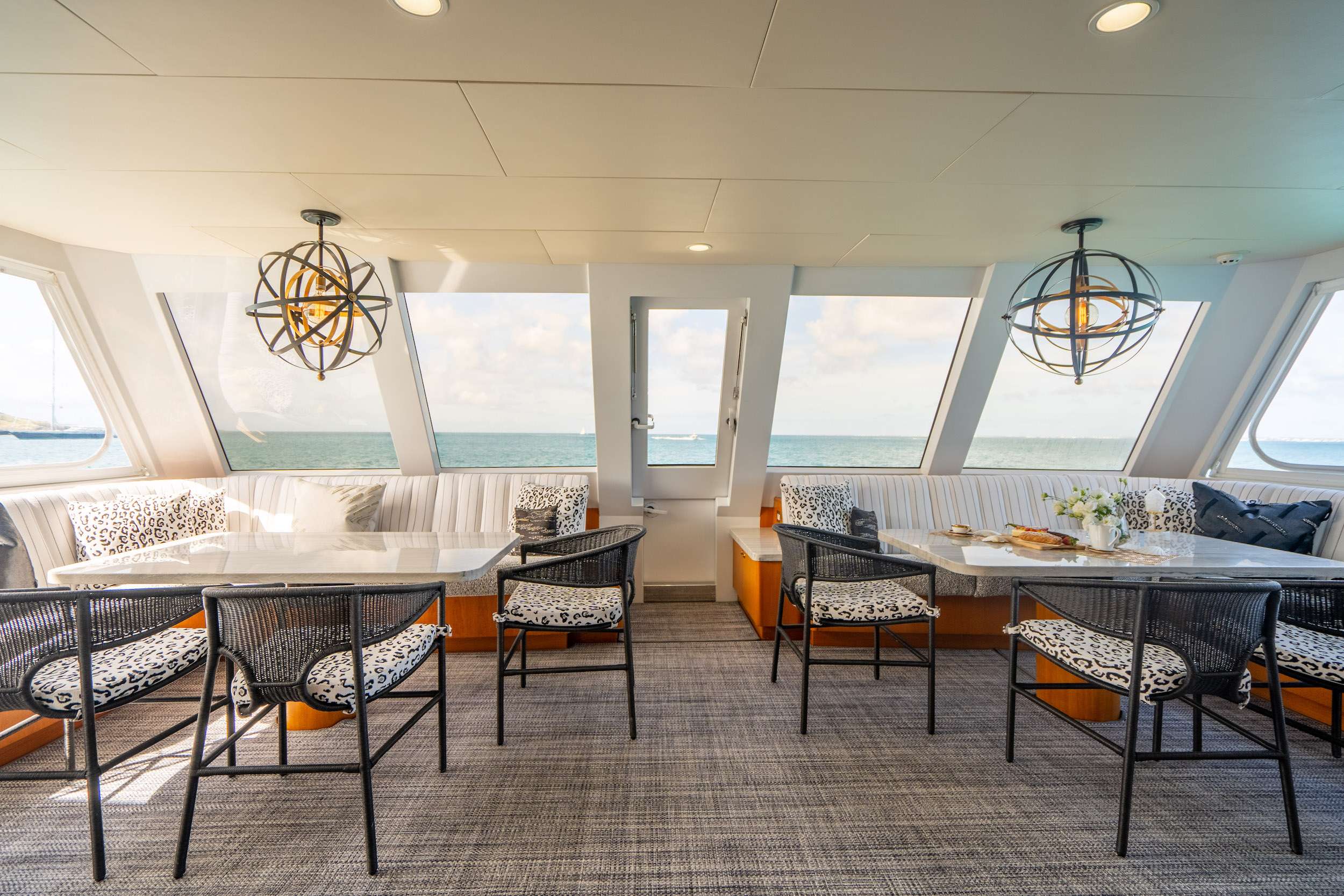 GALE WINDS Yacht Charter - Main Aft Deck Lounge