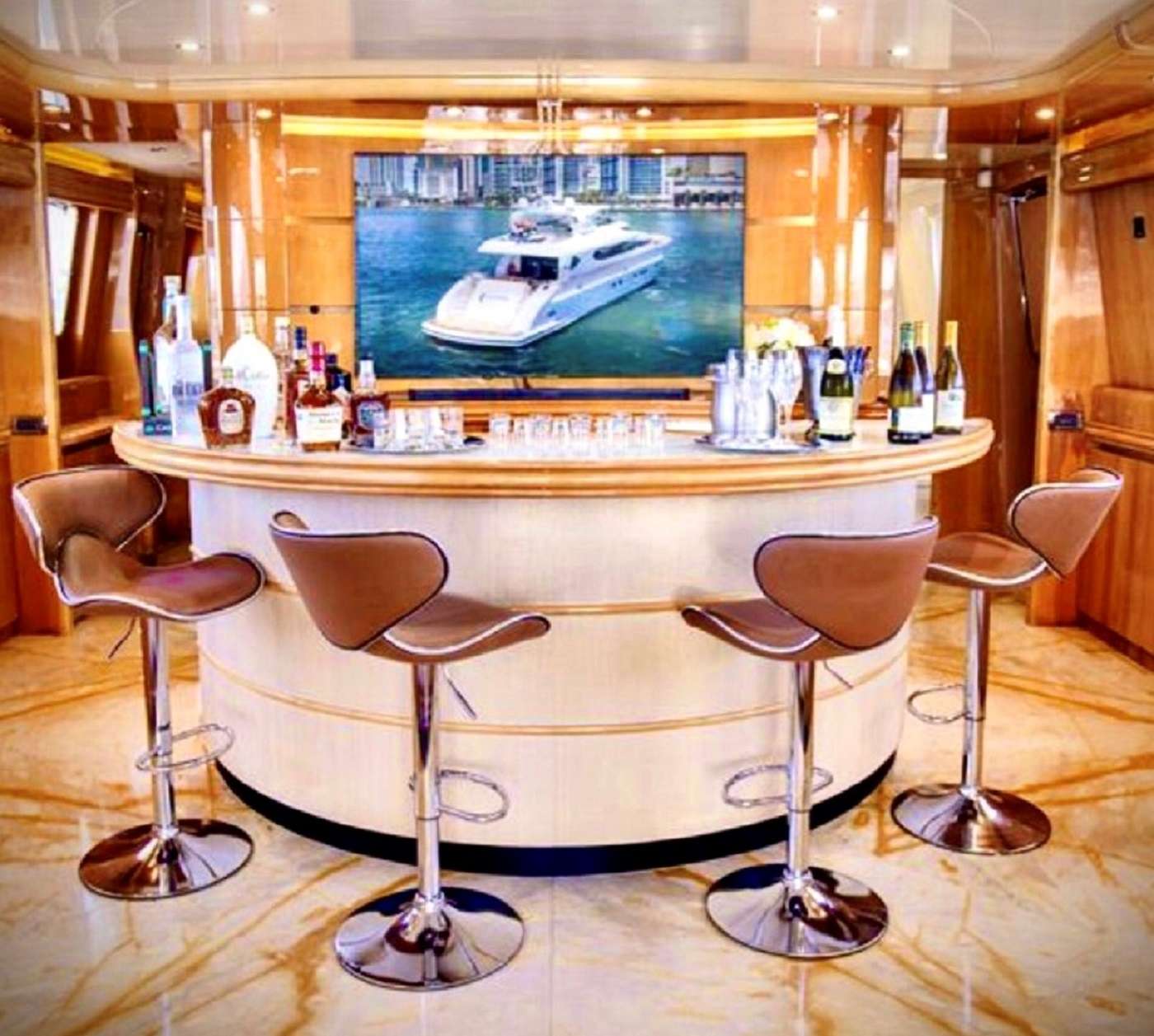 103' Custom Build Yacht Charter - Bar