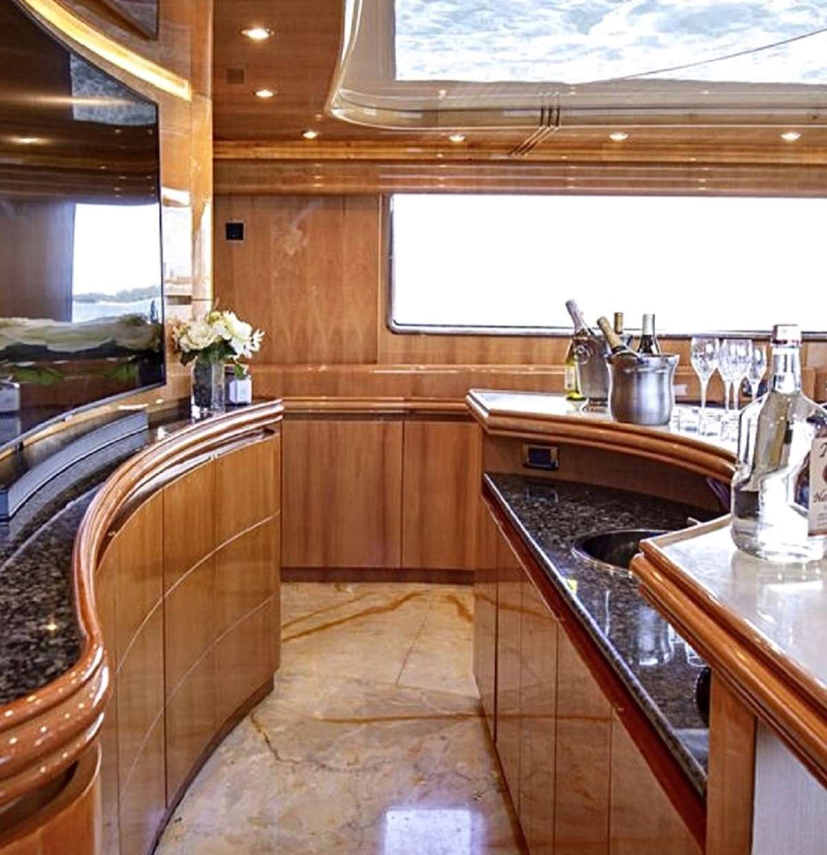 103' Custom Build Yacht Charter - Bar Interior