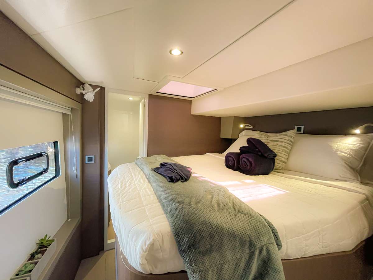 Spacious forward guest accommodation #3