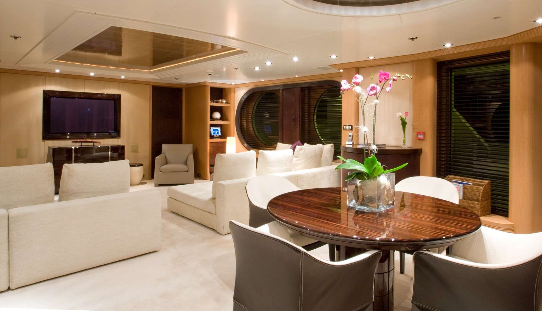 Sky lounge