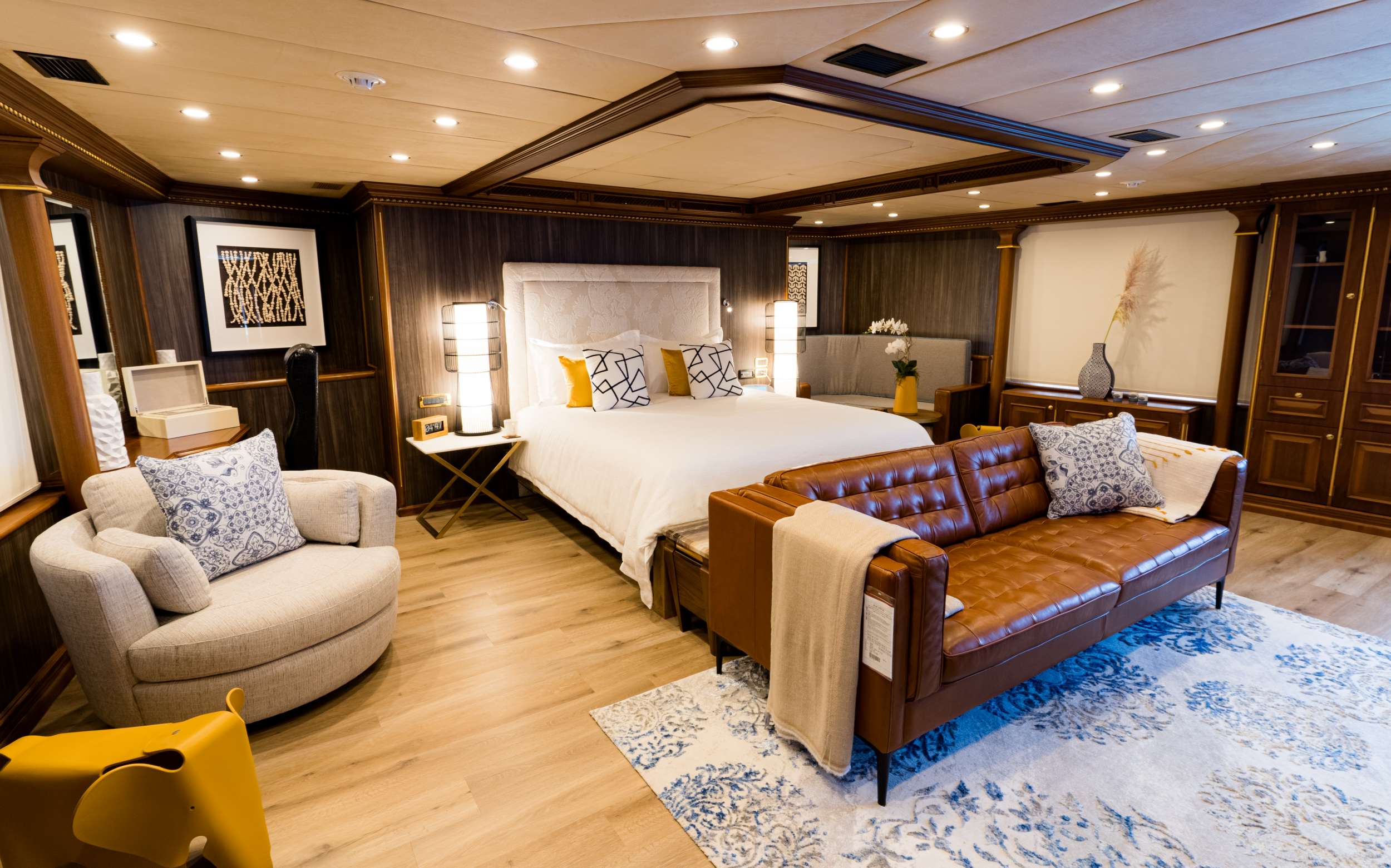 iRama Yacht Charter - Master cabin