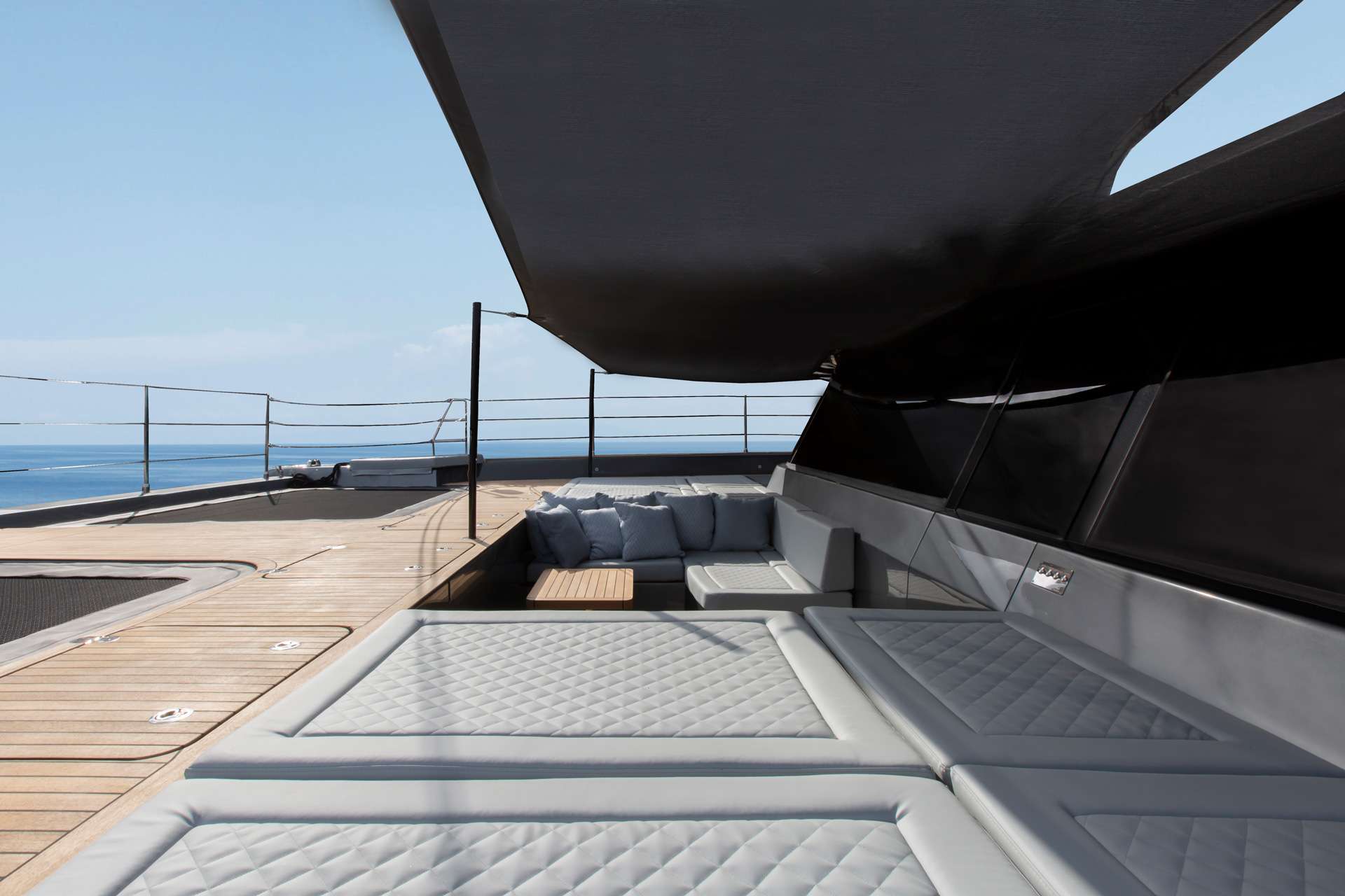 CALMA Yacht Charter - Front Terrace