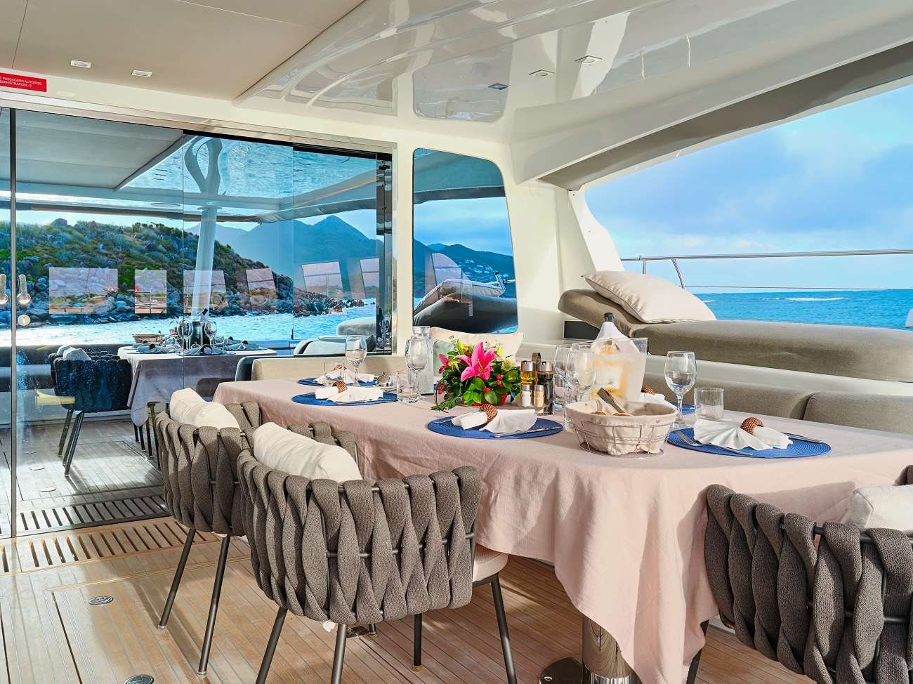 FRENCHWEST Yacht Charter - FW cokpit table - N. Claris pic