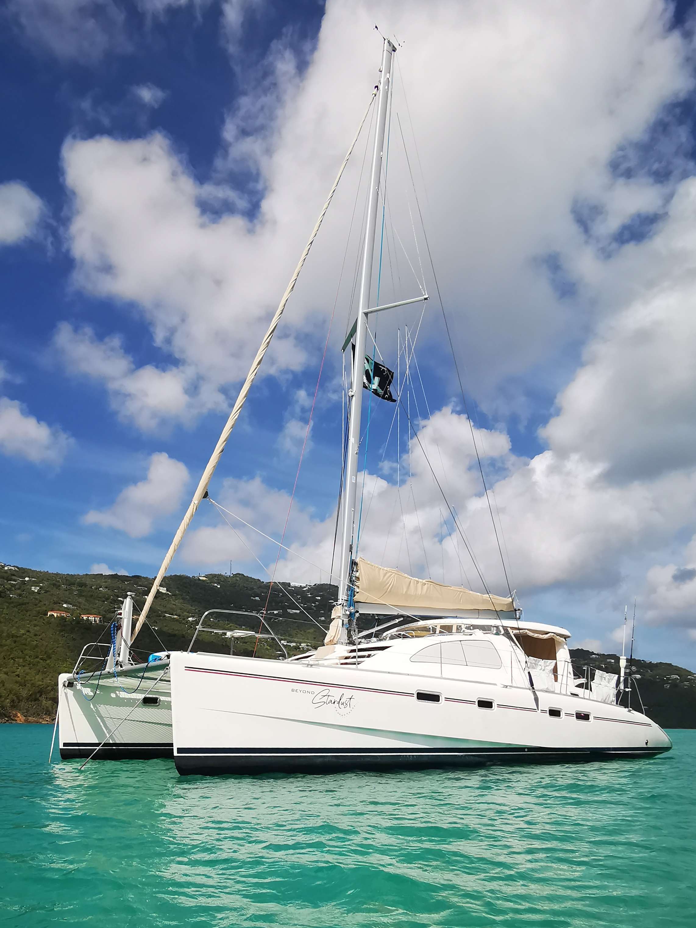 BEYOND STARDUST Yacht Charter - Ritzy Charters