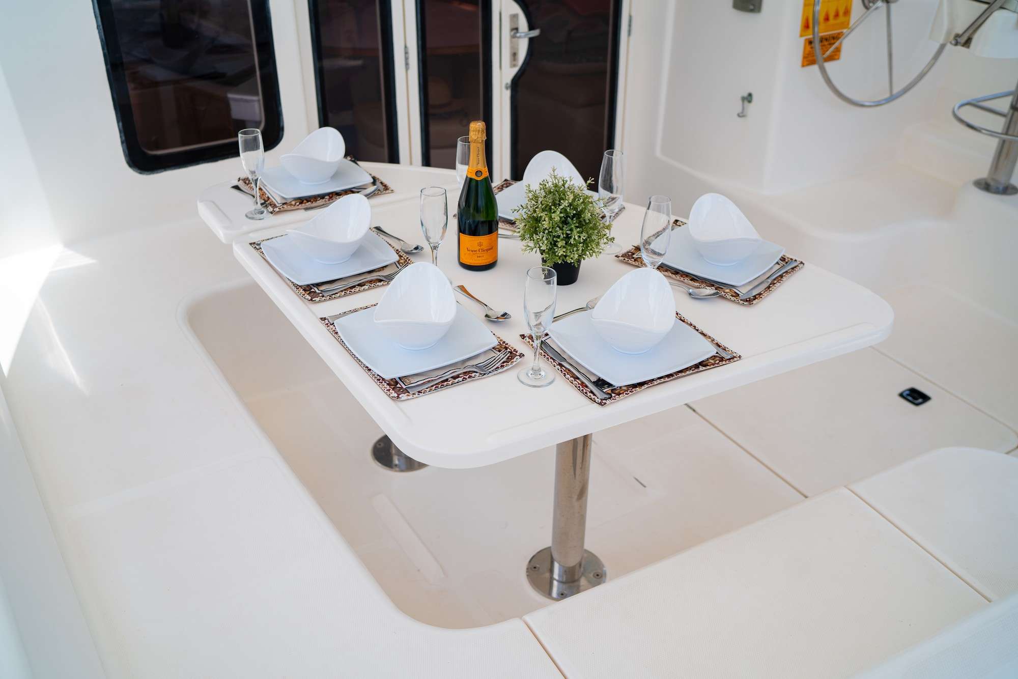 BEYOND STARDUST Yacht Charter - Cockpit Dining