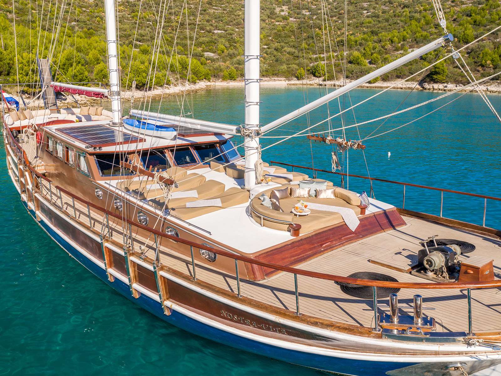 Gulet Nostra Vita Yacht Charter - NOSTRA VITA - Sun deck