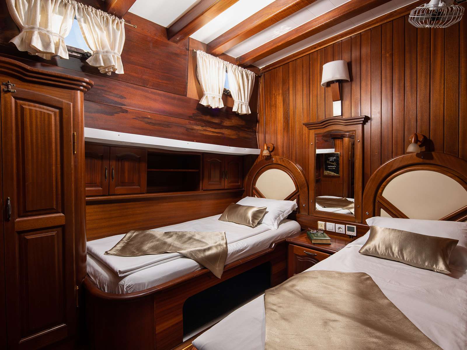 Gulet Nostra Vita Yacht Charter - NOSTRA VITA - Twin cabin