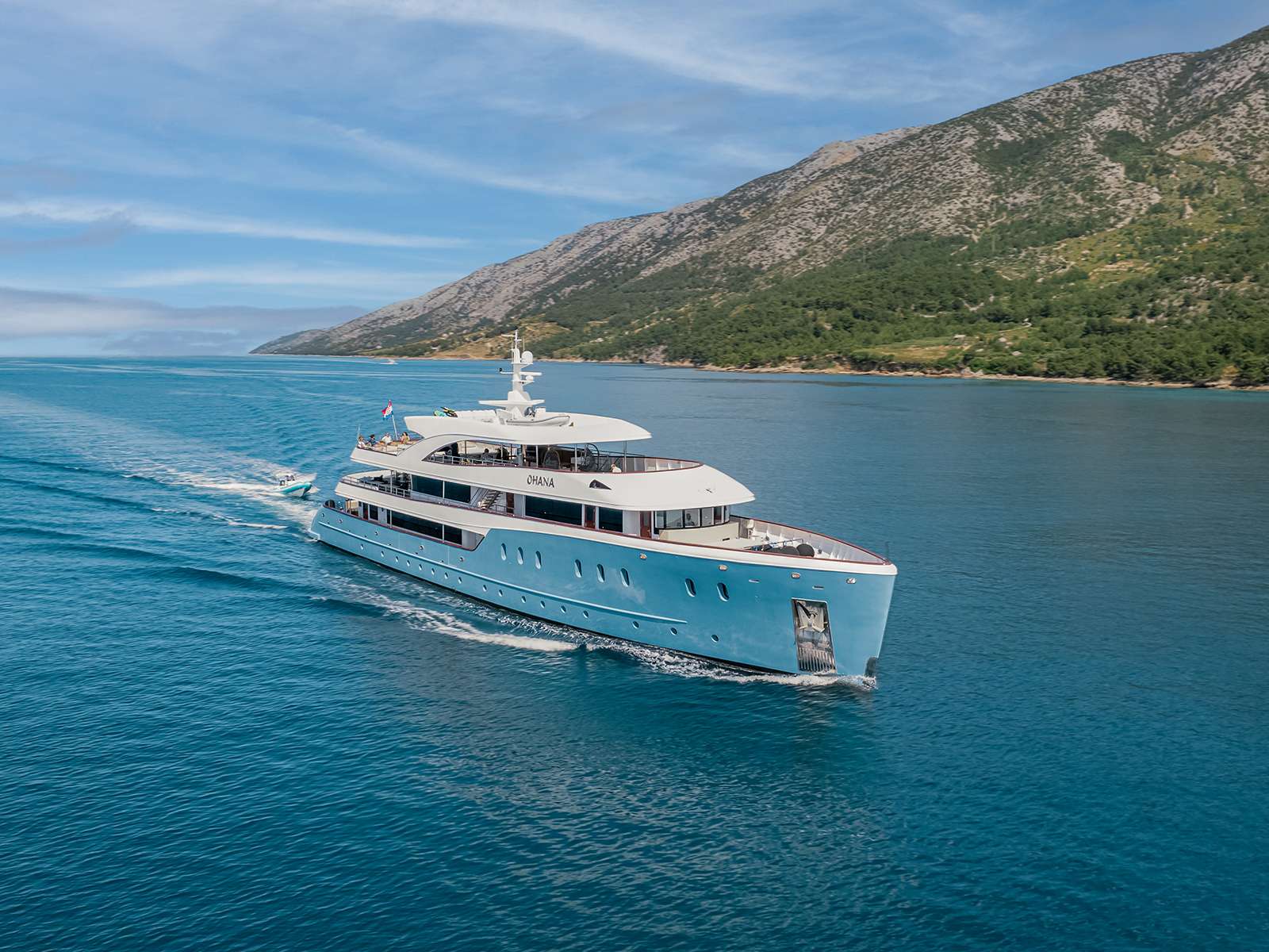 Yacht Charter Ohana | Ritzy Charters