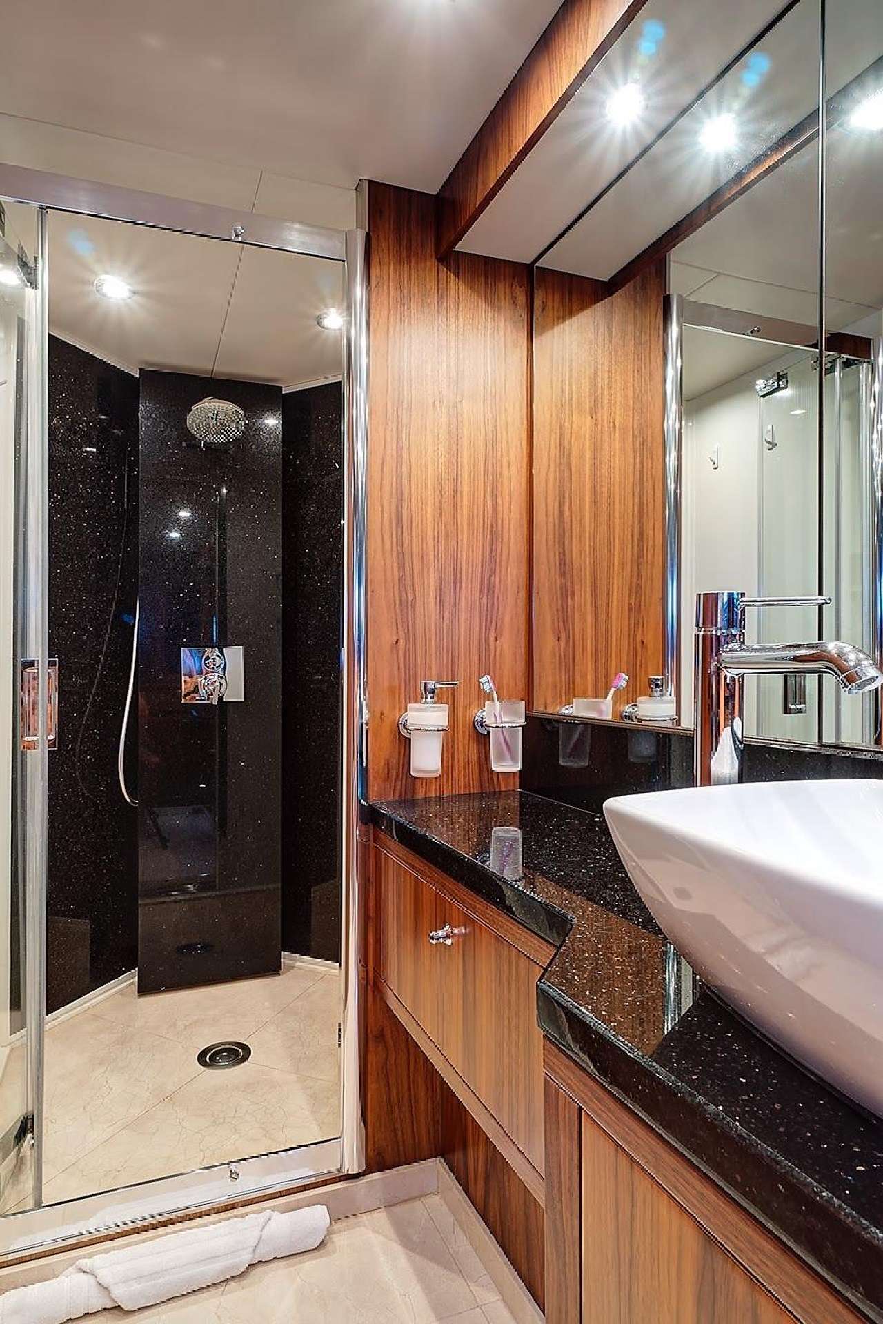 Ensuite bath