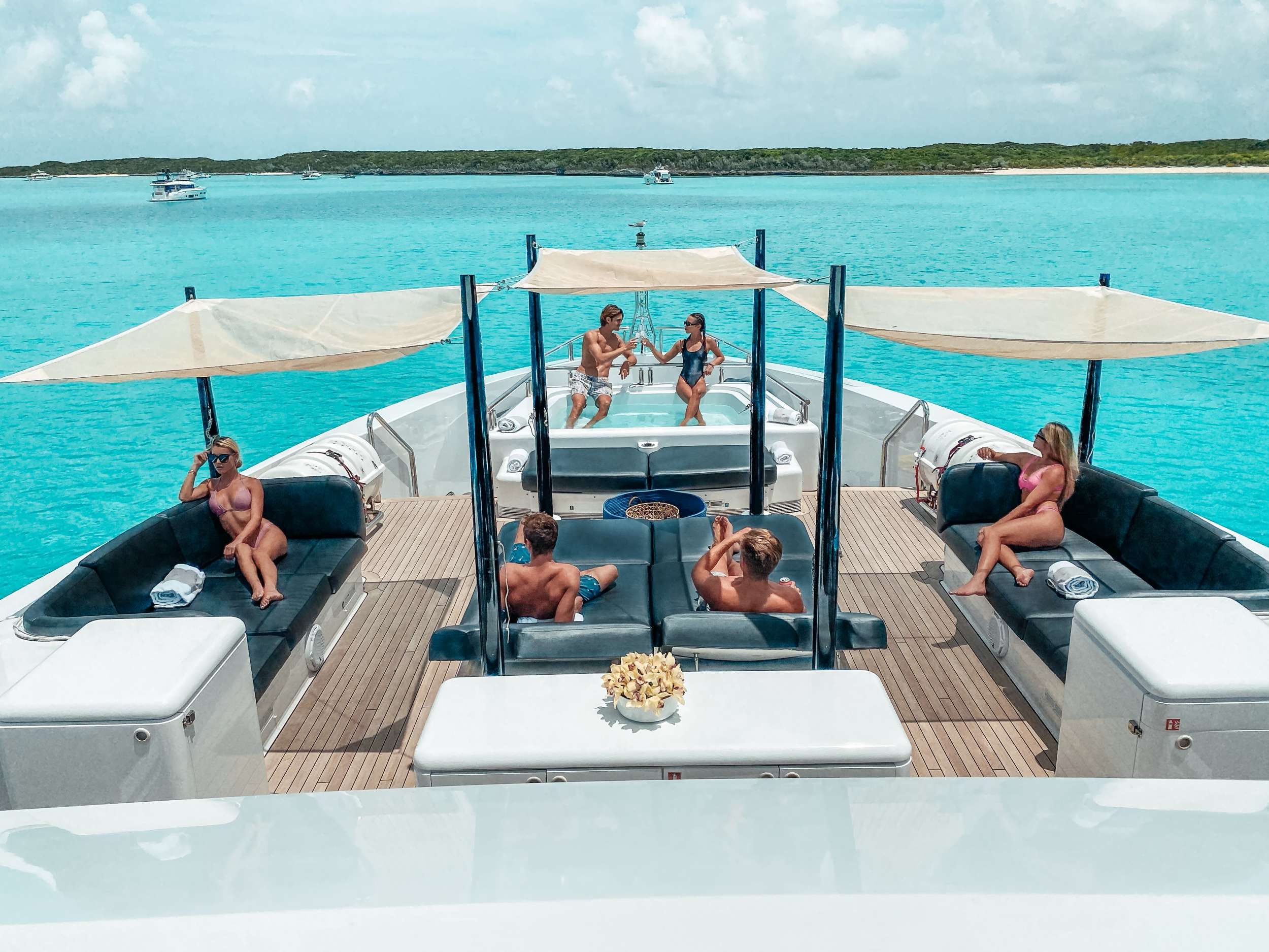 OCULUS Yacht Charter - Sun Deck with Jacuzzi