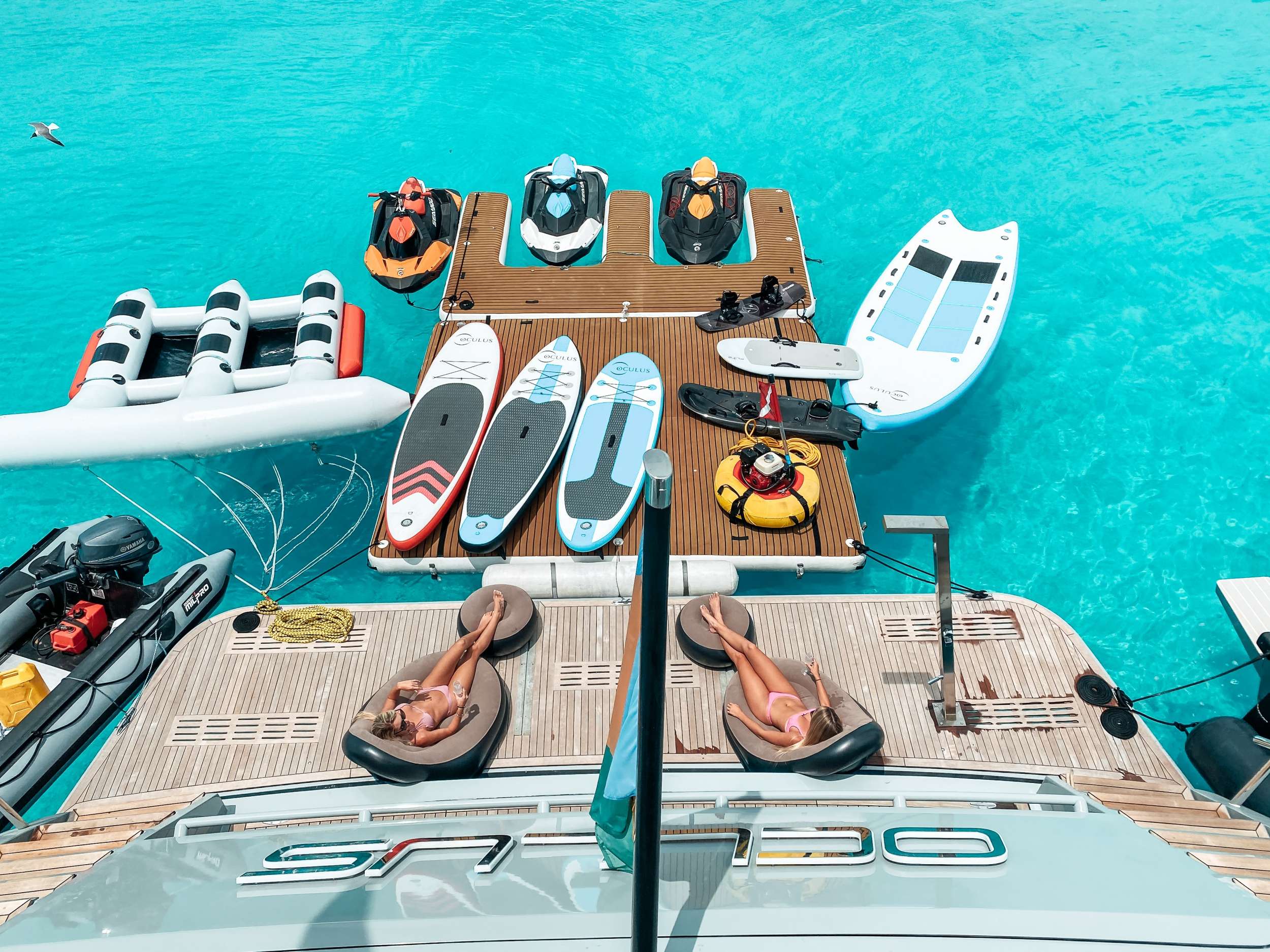 oculus yacht charter bahamas