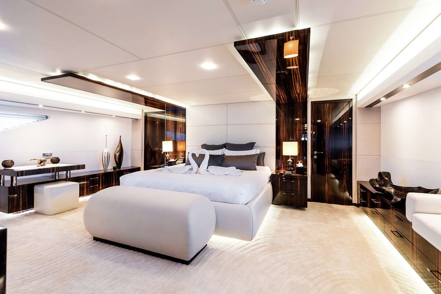Gems II Yacht Charter - Master cabin