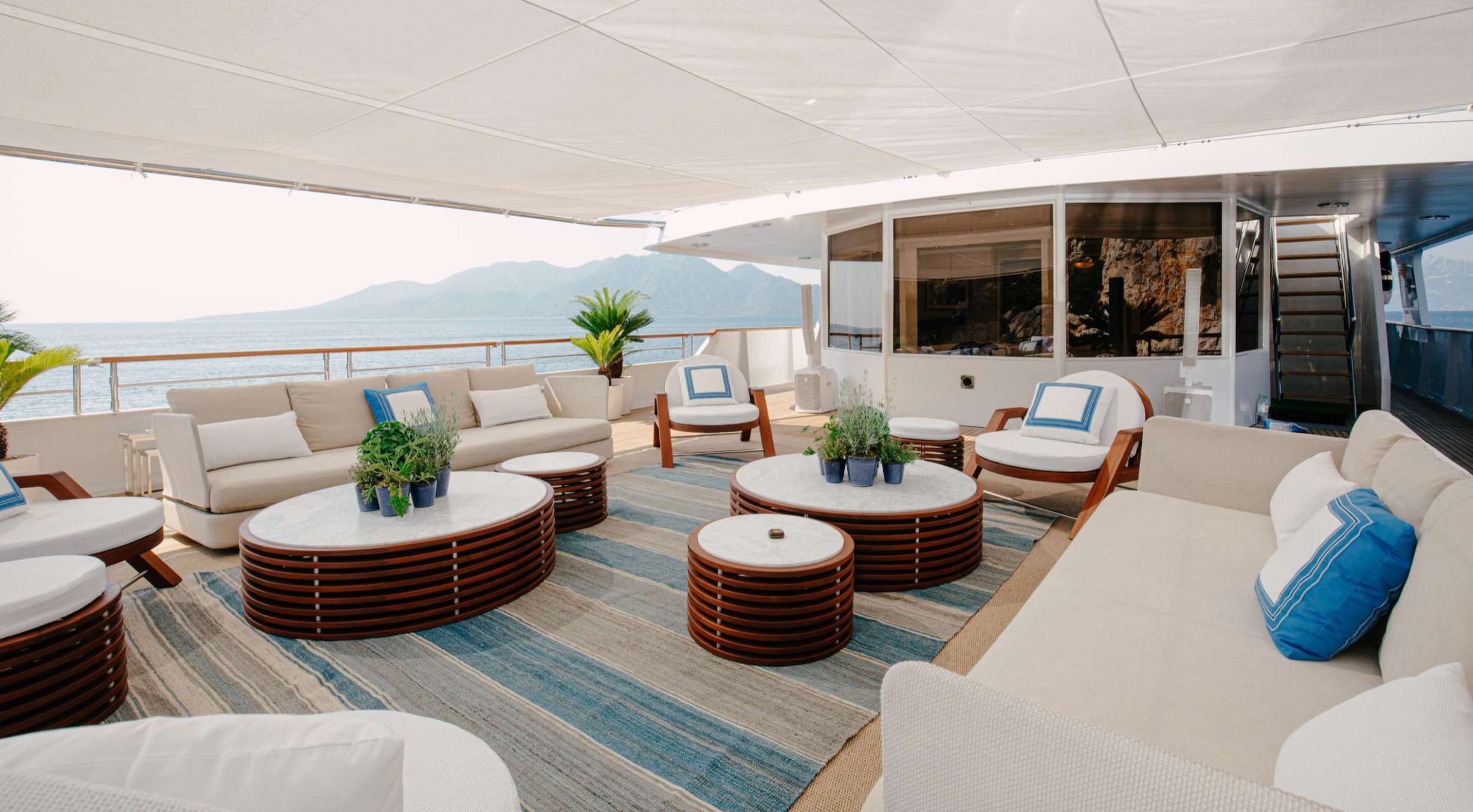 Upper Deck
