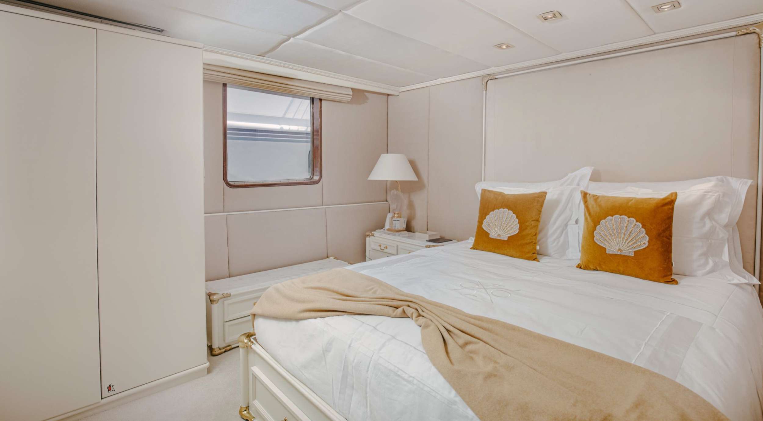 Double Guest Cabin
