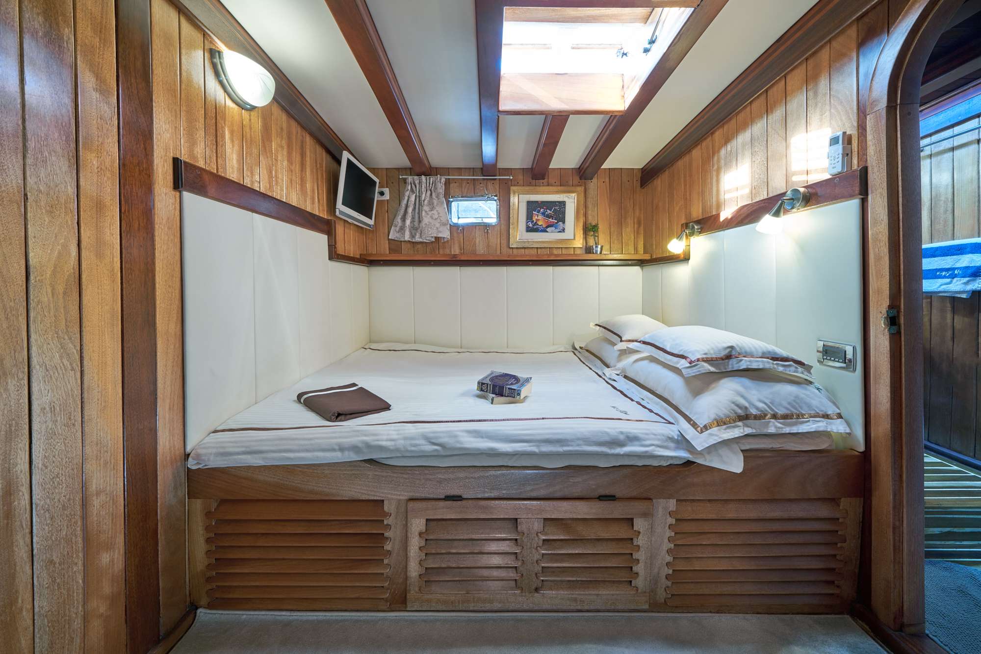 One of two double bed mirrior cabins