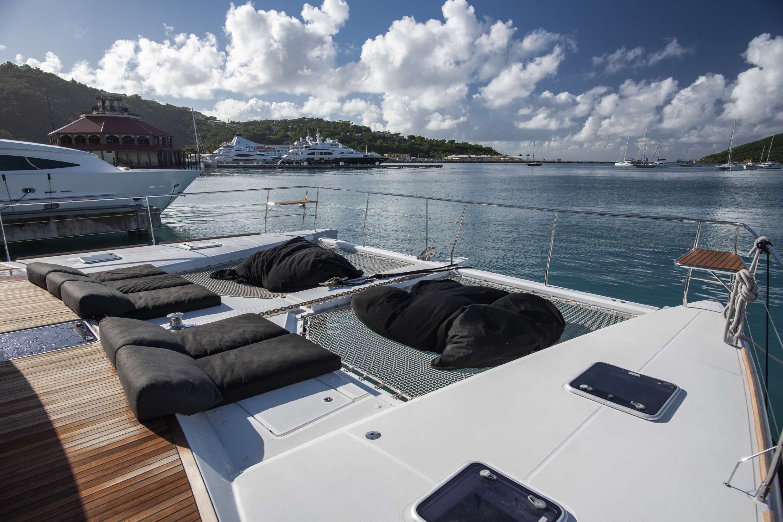 COLETTE Yacht Charter - Relaxation station on the bow