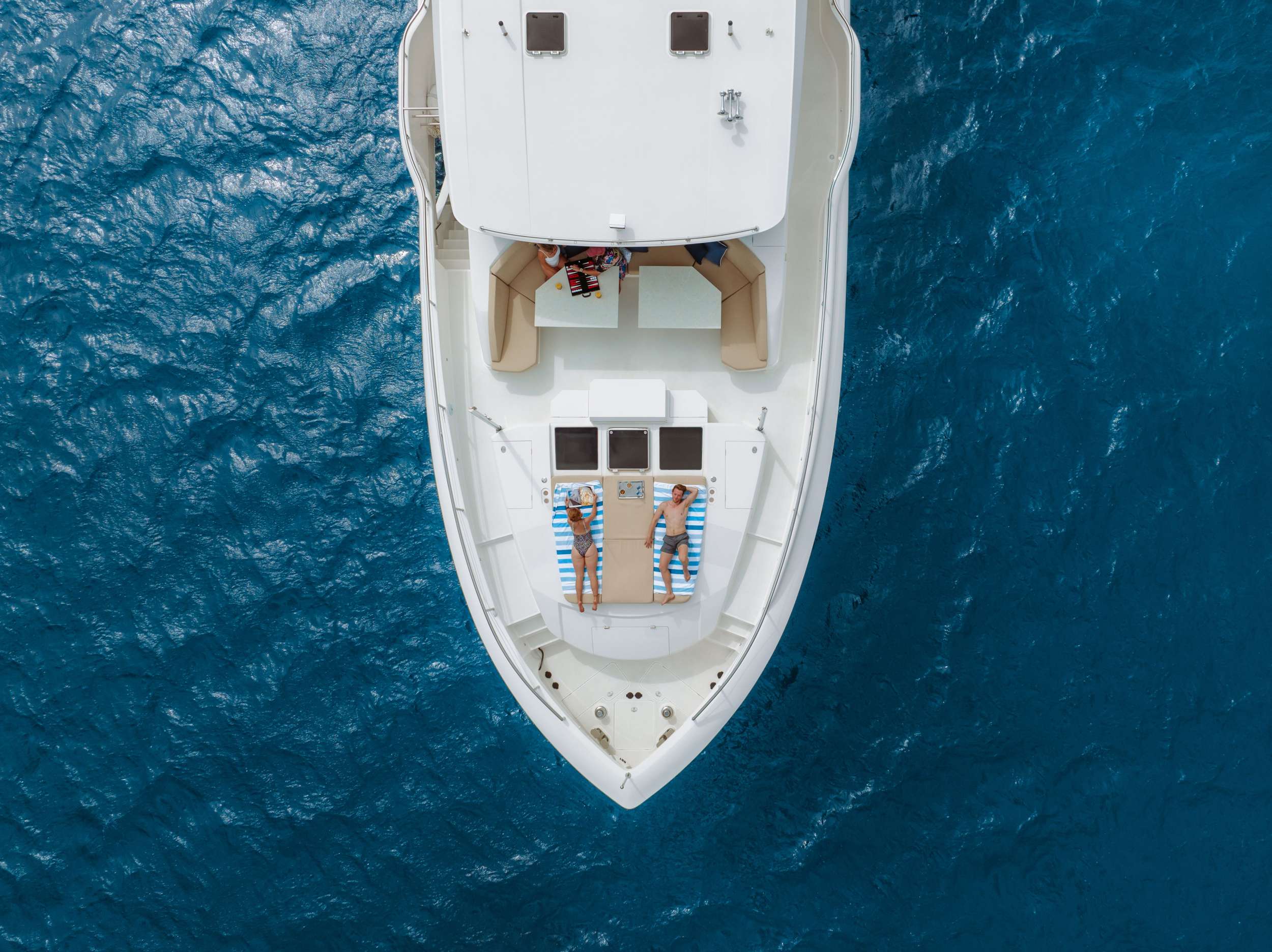 motor yacht AQUA LIFE