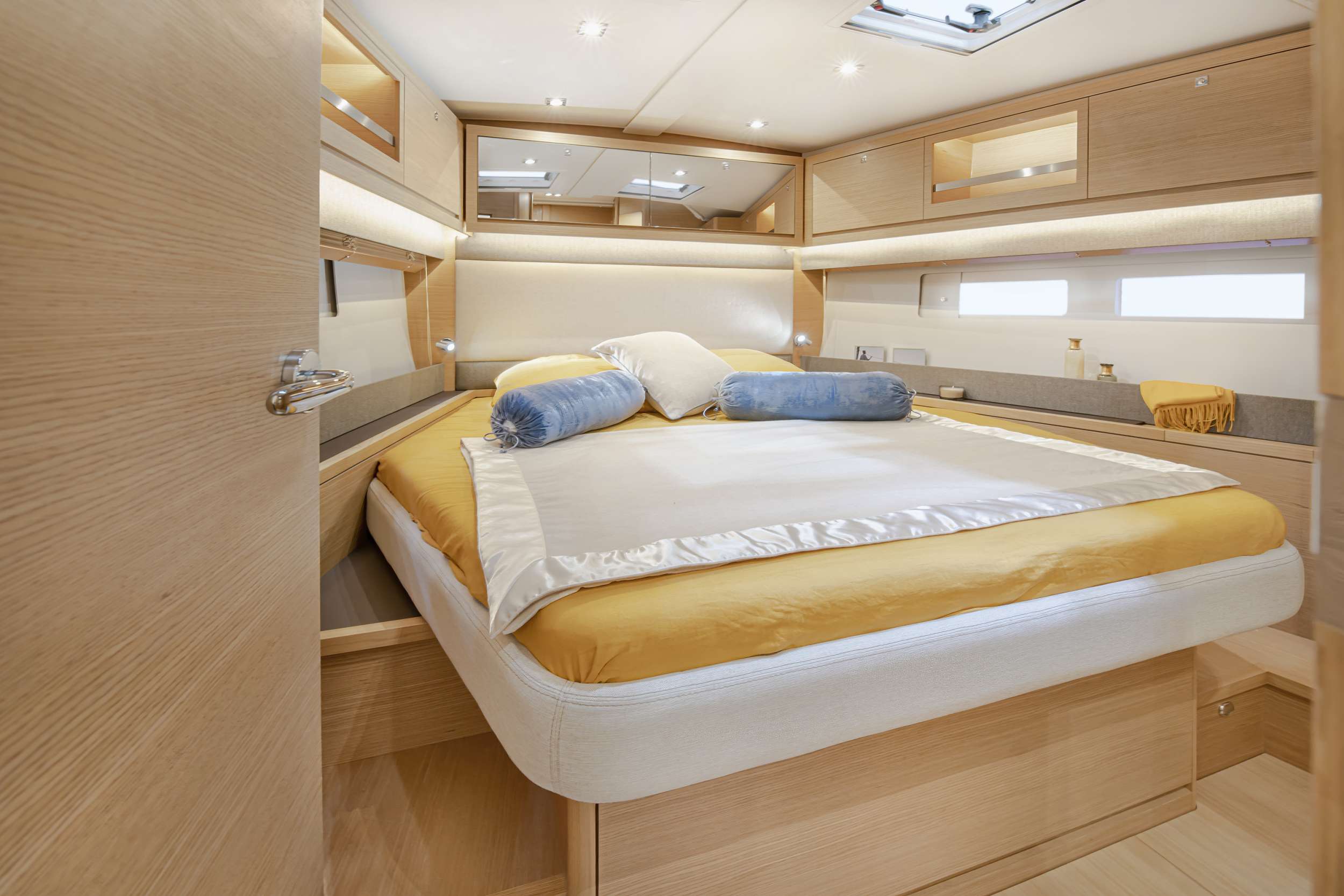 FACTORY GUEST CABIN