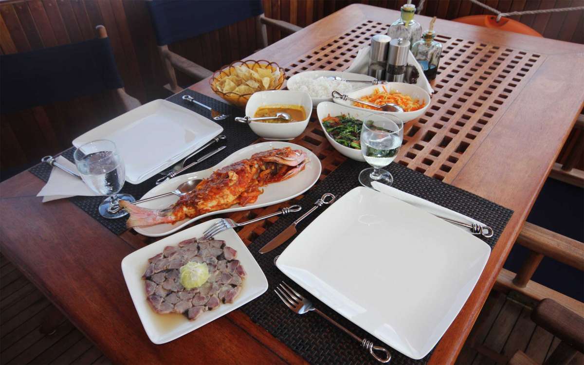 DHONI STELLA 2 Sample Menu item