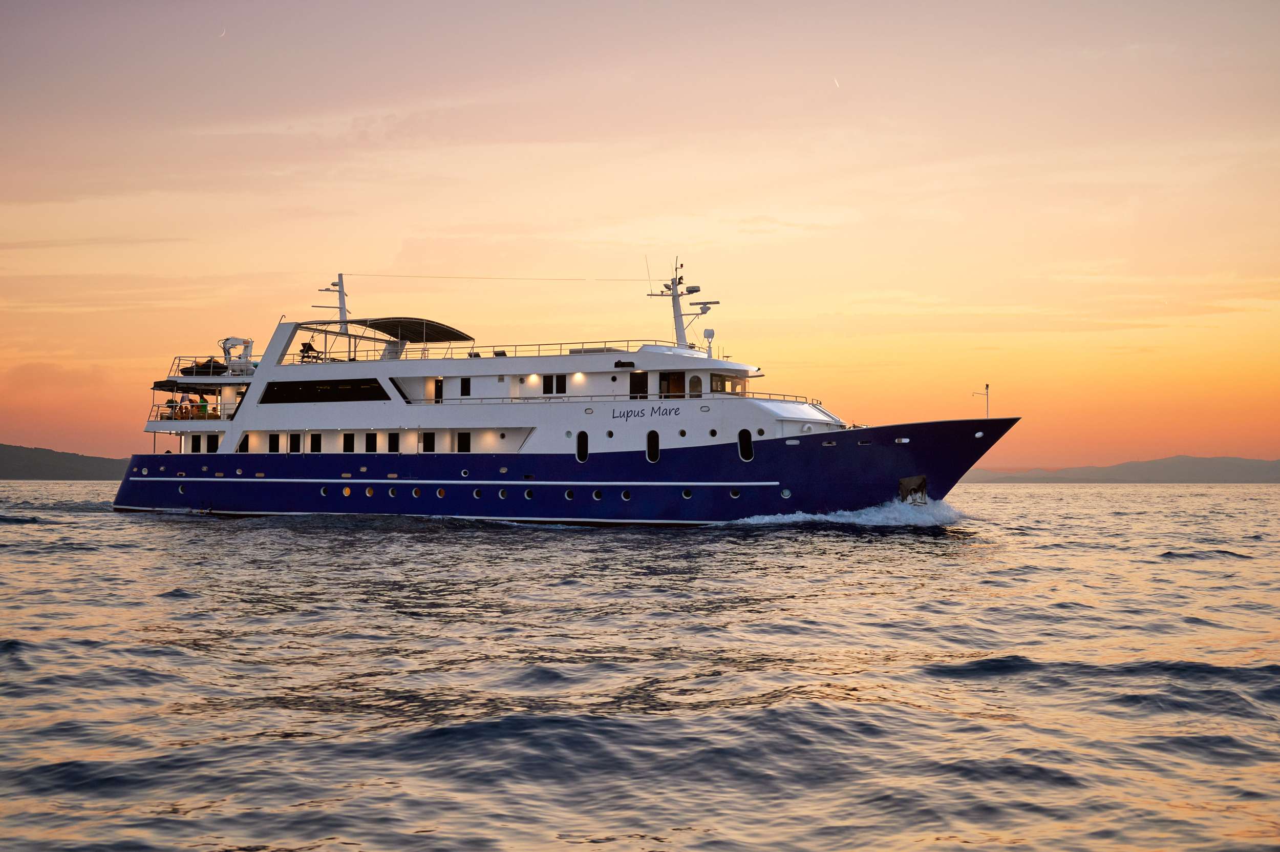 Yacht Charter LUPUS MARE | Ritzy Charters