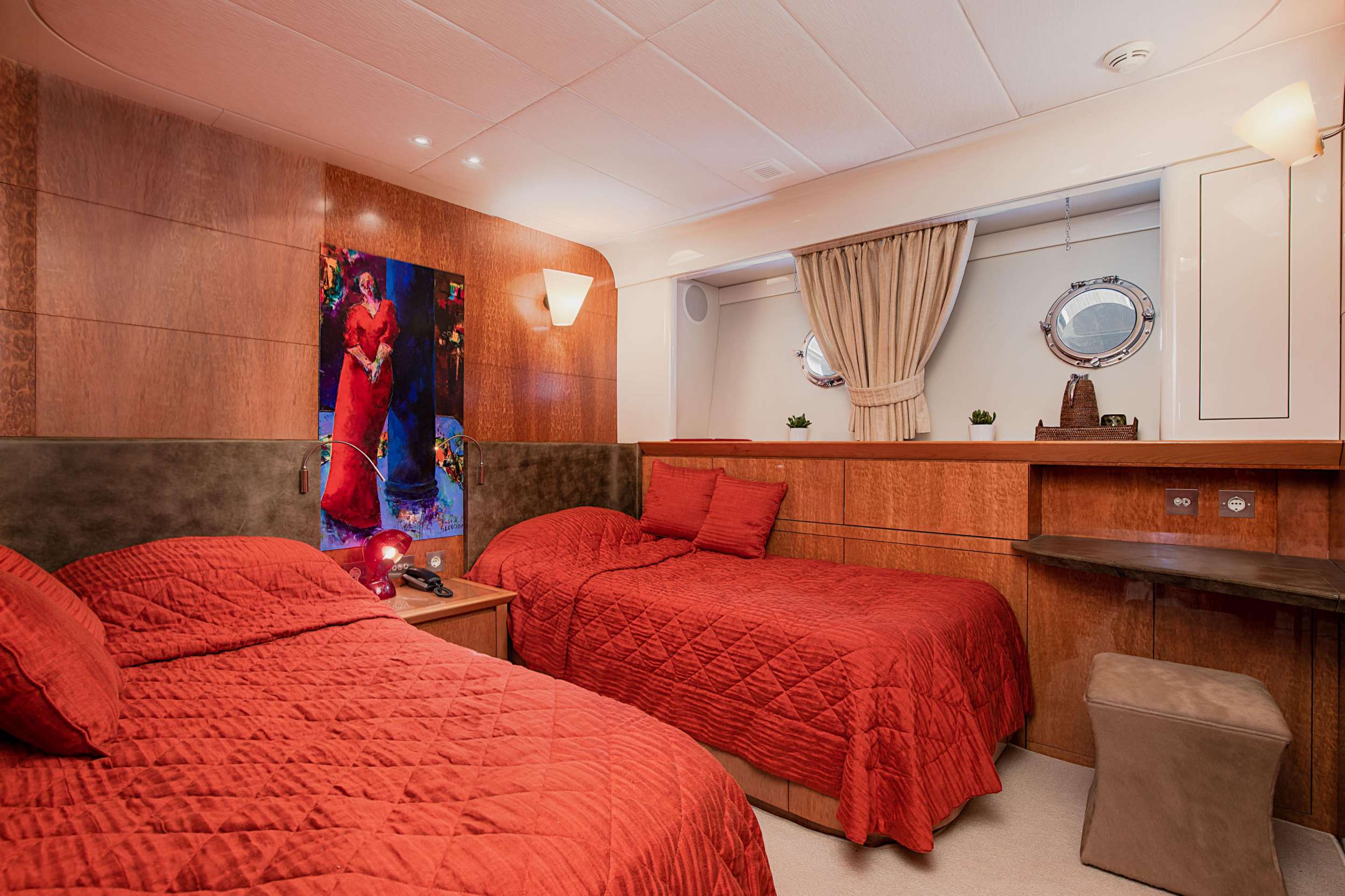 Twin Guest Cabin