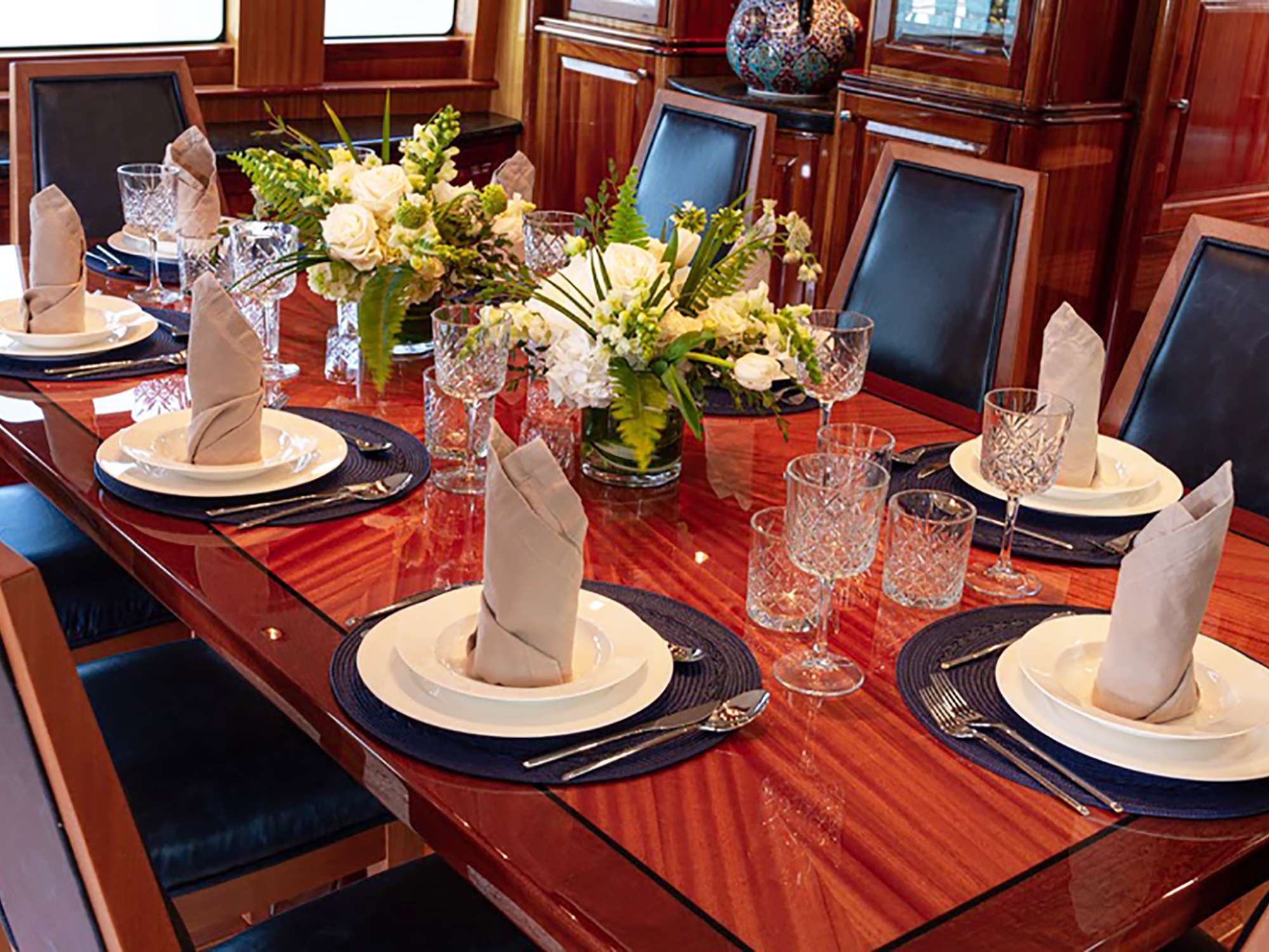 TOP SHELF Yacht Charter - Dining and salon