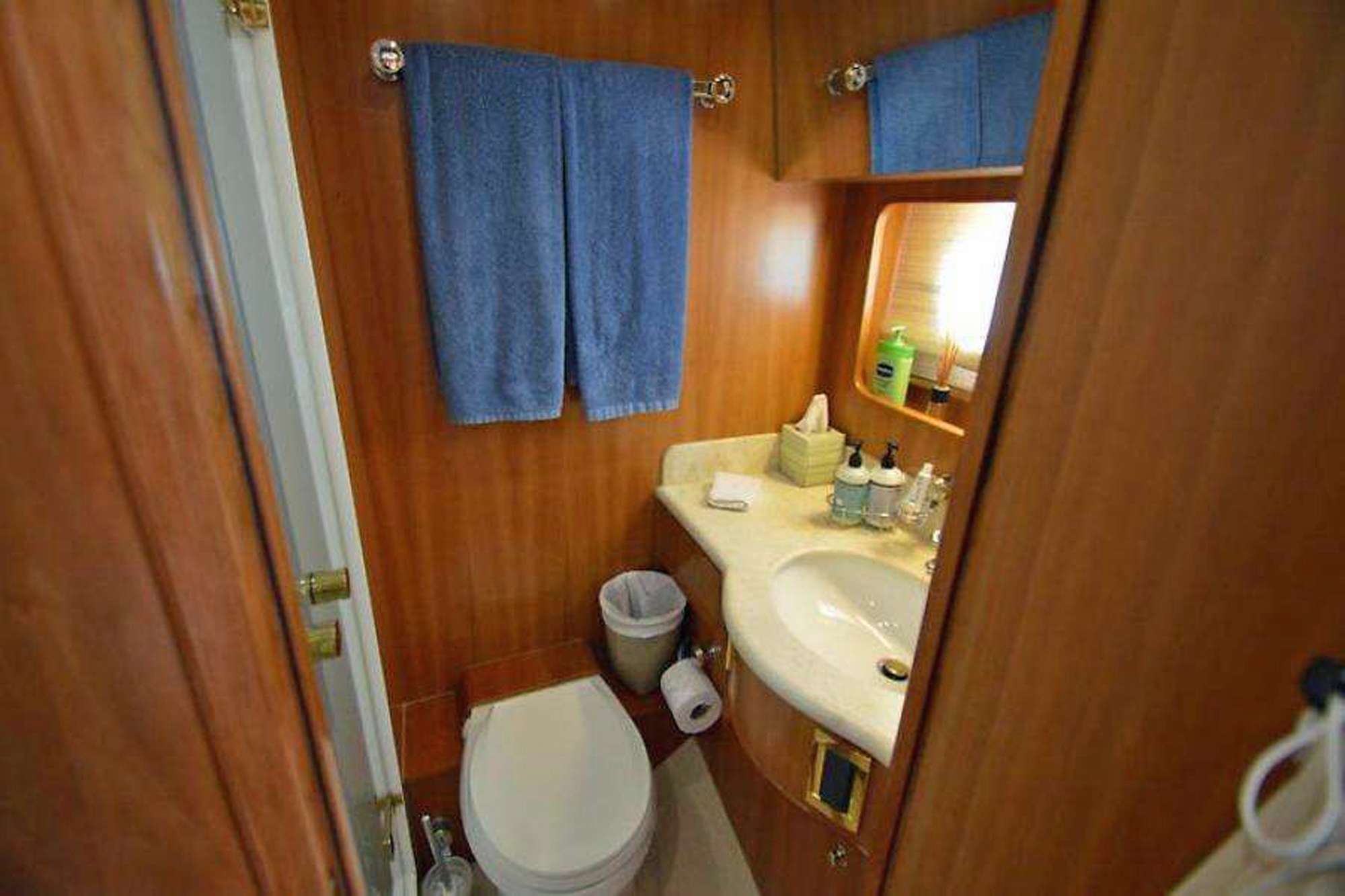 Guest Bath by Twin Cabin