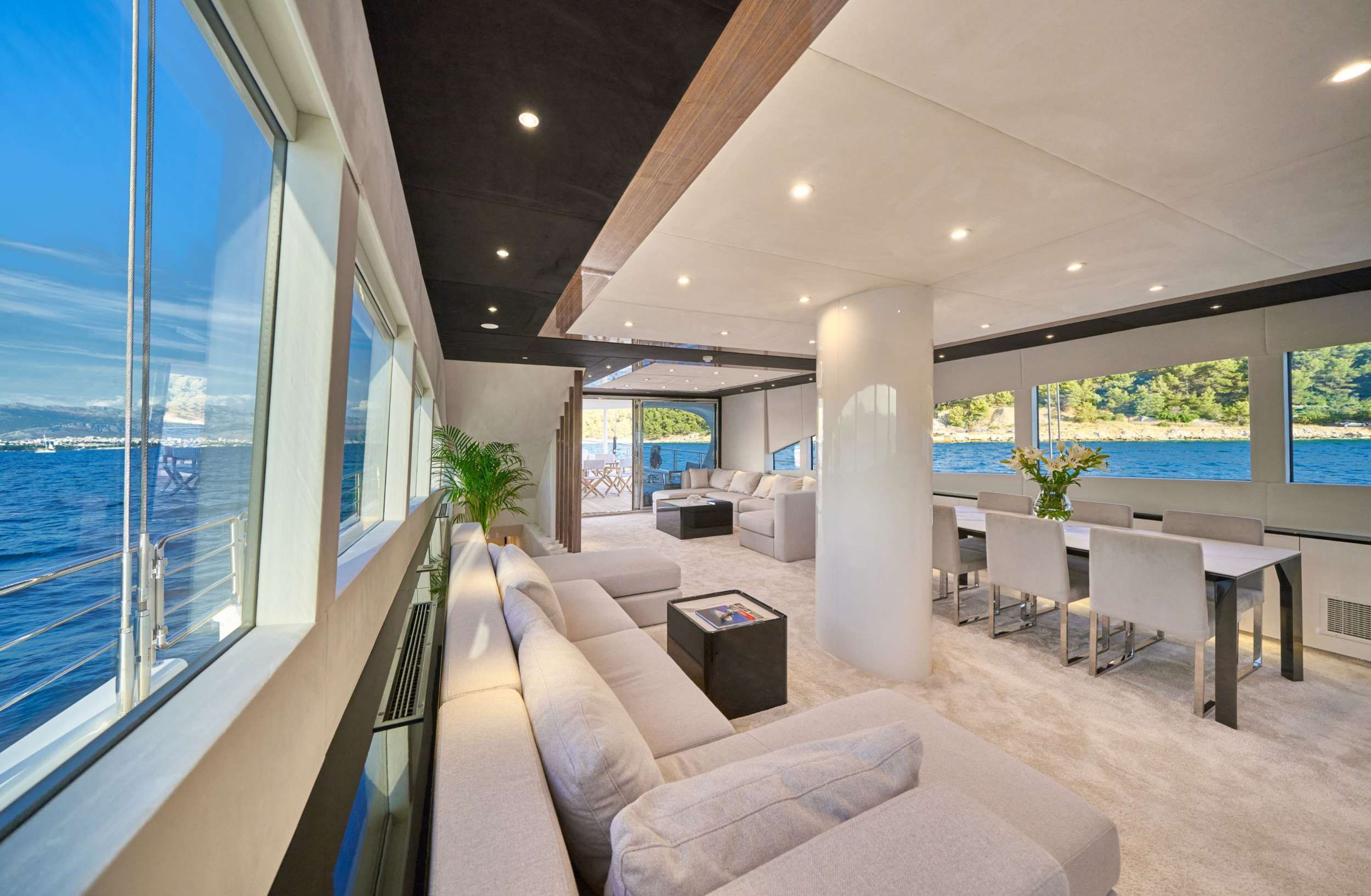 ACAPELLA Yacht Charter - Main Salon and Dining