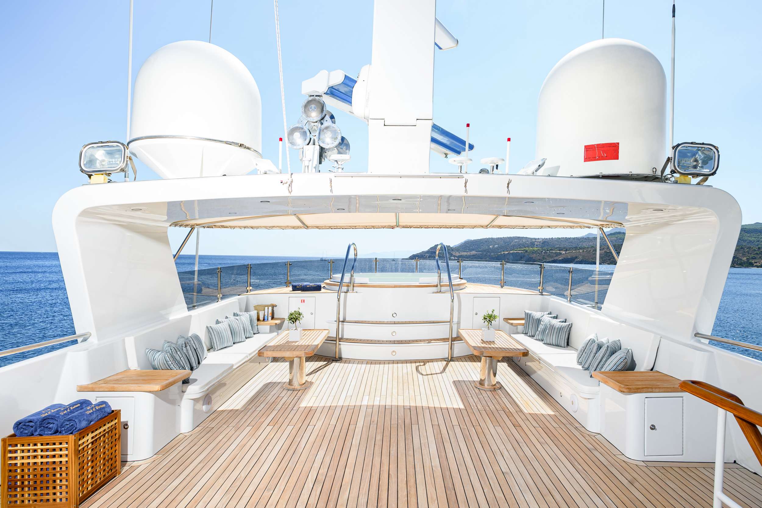 WIND OF FORTUNE Yacht Charter - Upper Deck