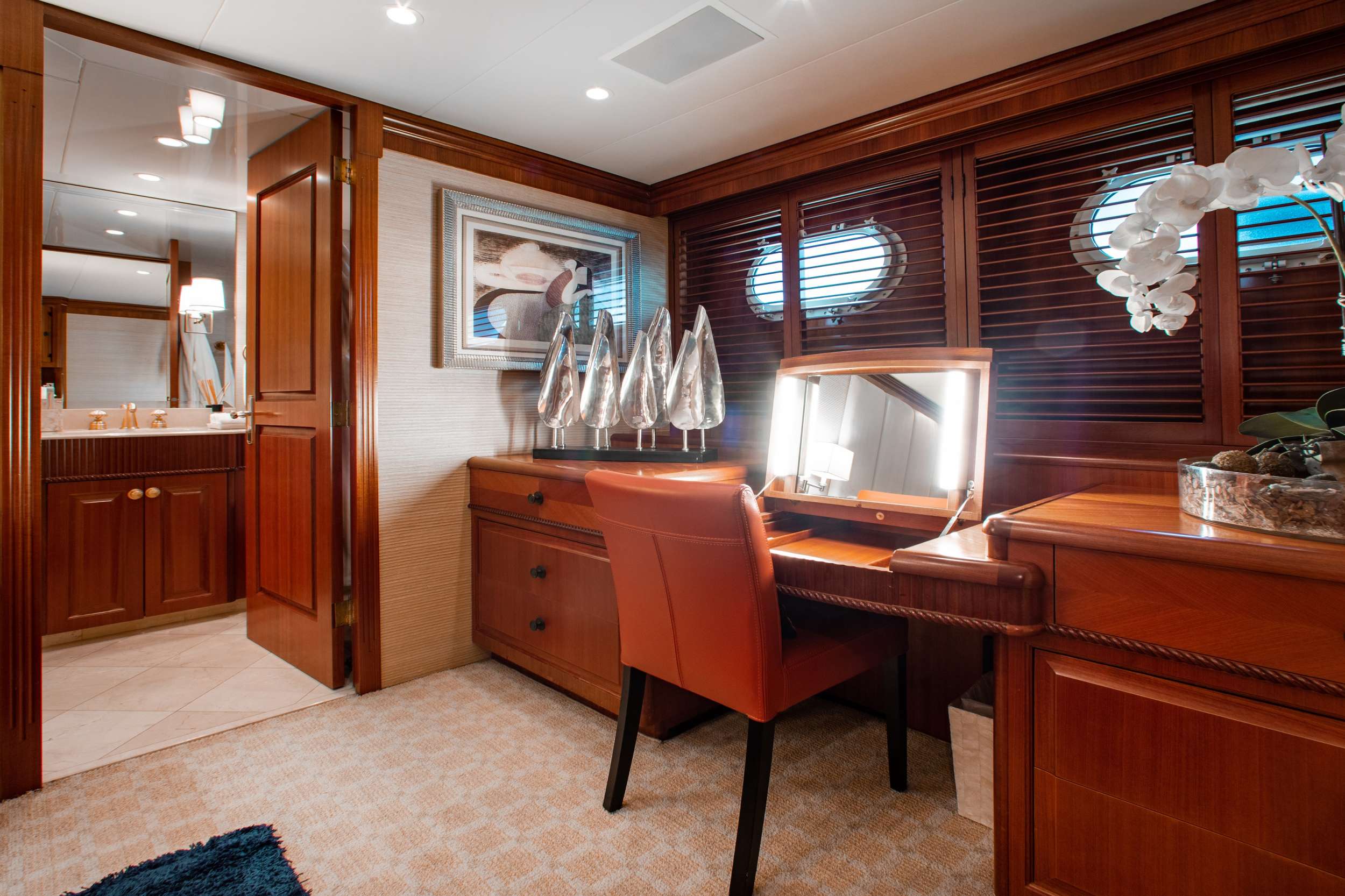 VIP CABIN
