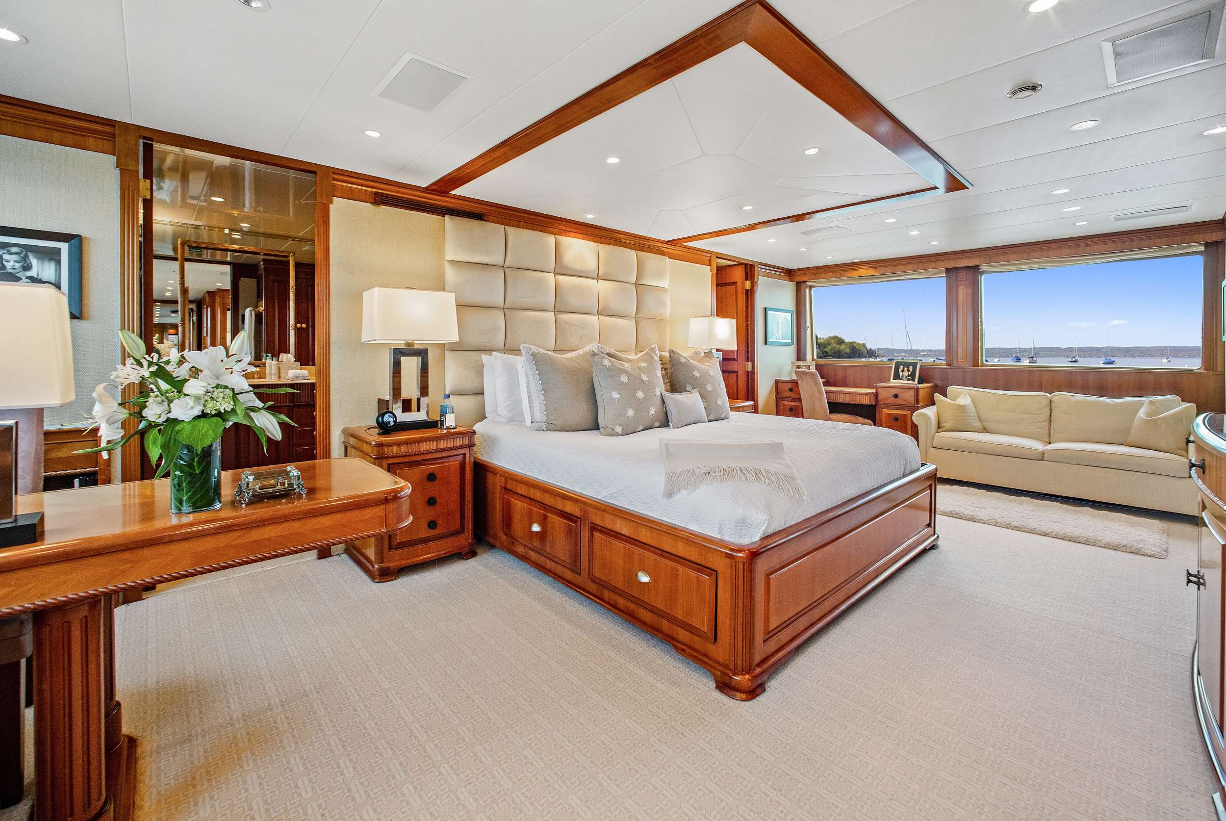 MASTER CABIN