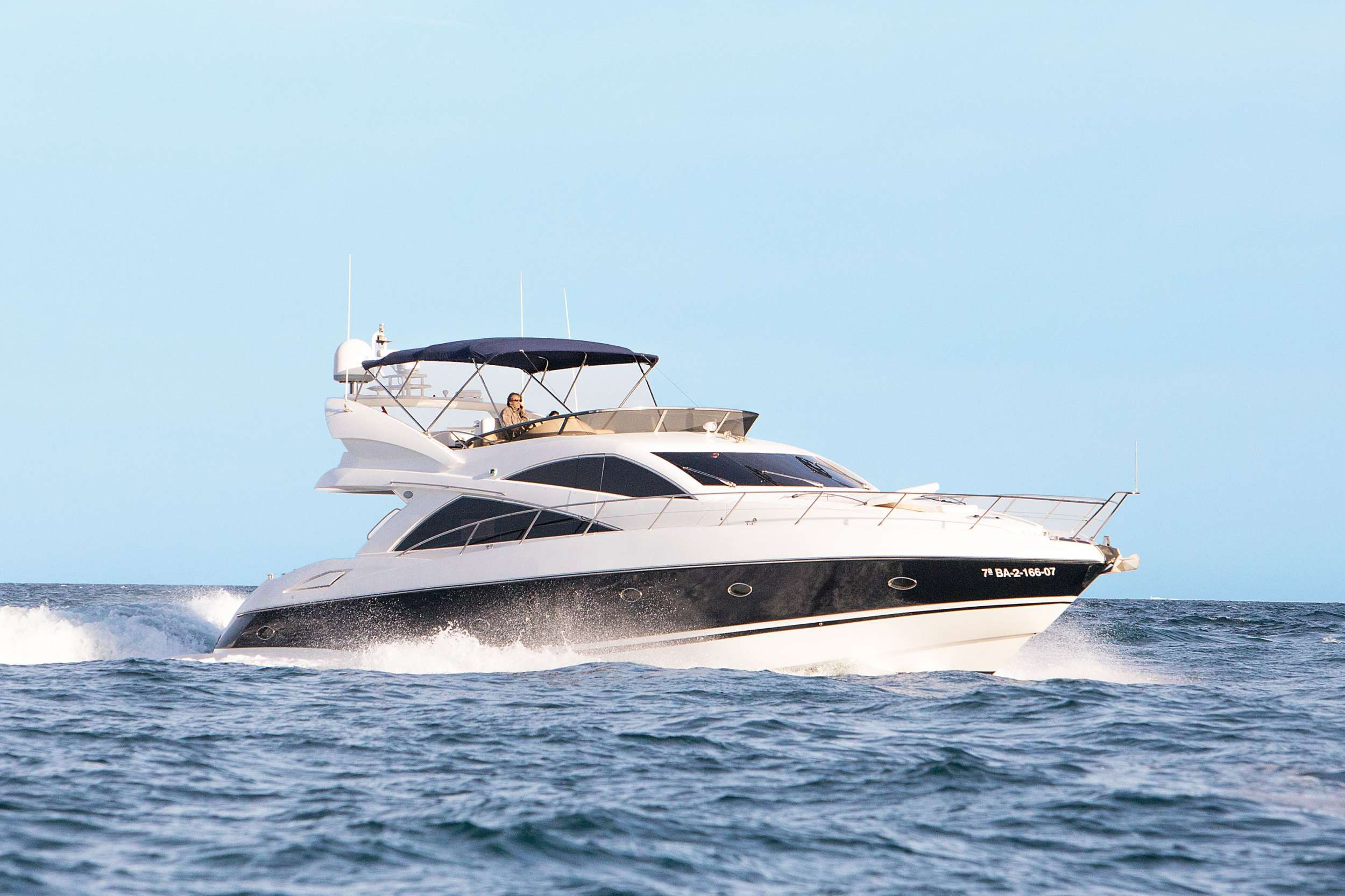Yacht Charter MEDITERRANI IV | Ritzy Charters