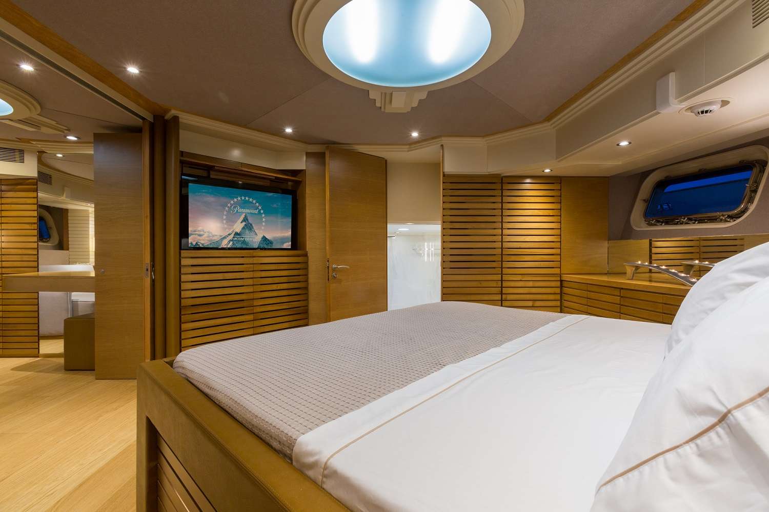 AQUARELLA Yacht Charter - Master cabin other view