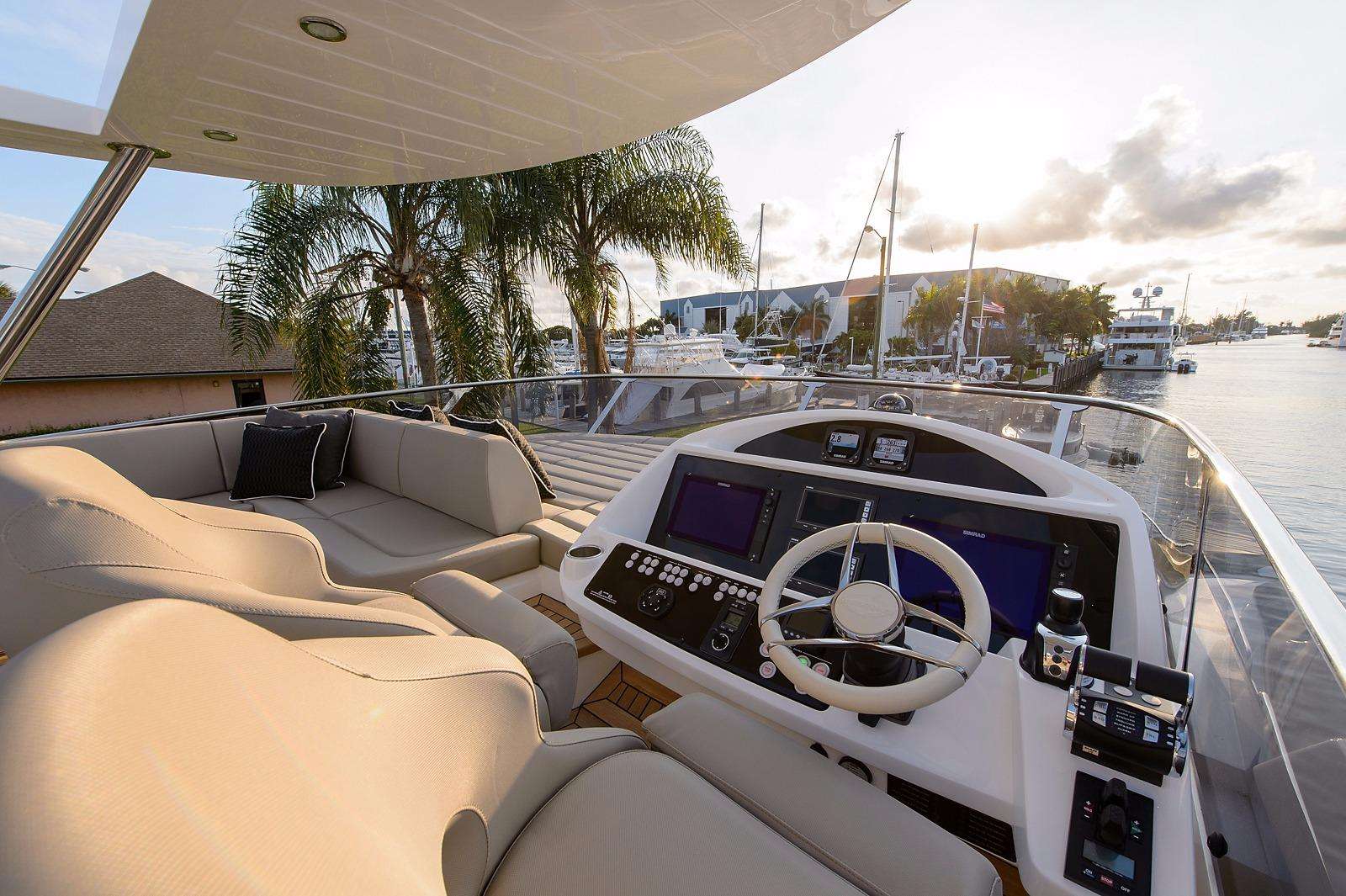 Flybridge Helm