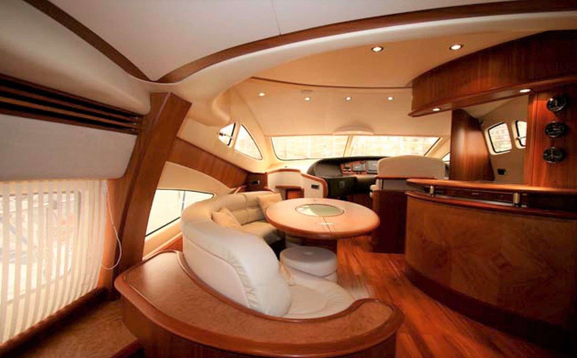 PRAXIS 4 Yacht Charter - Dining area
