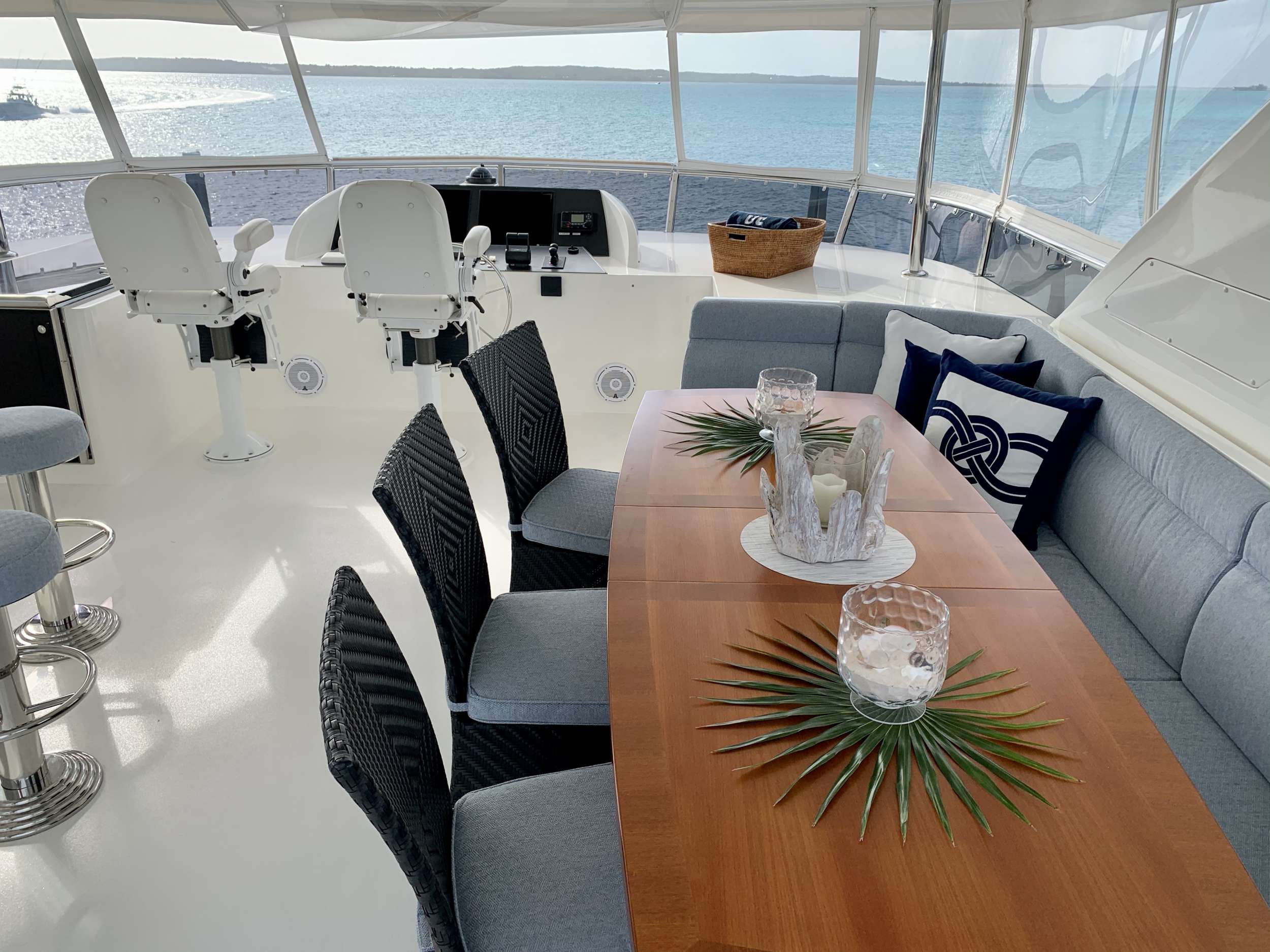 UNCORKED Yacht Charter - Flybridge Other