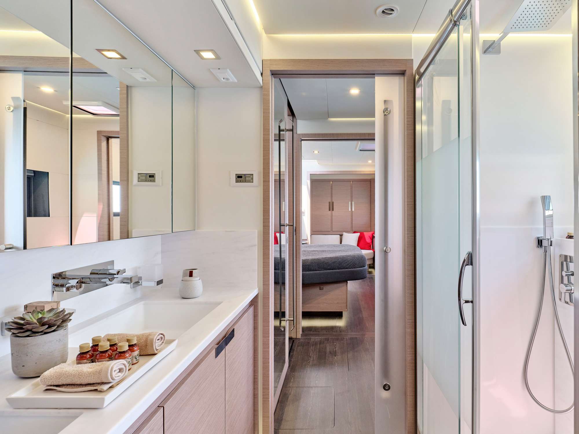 Bathroom master cabin