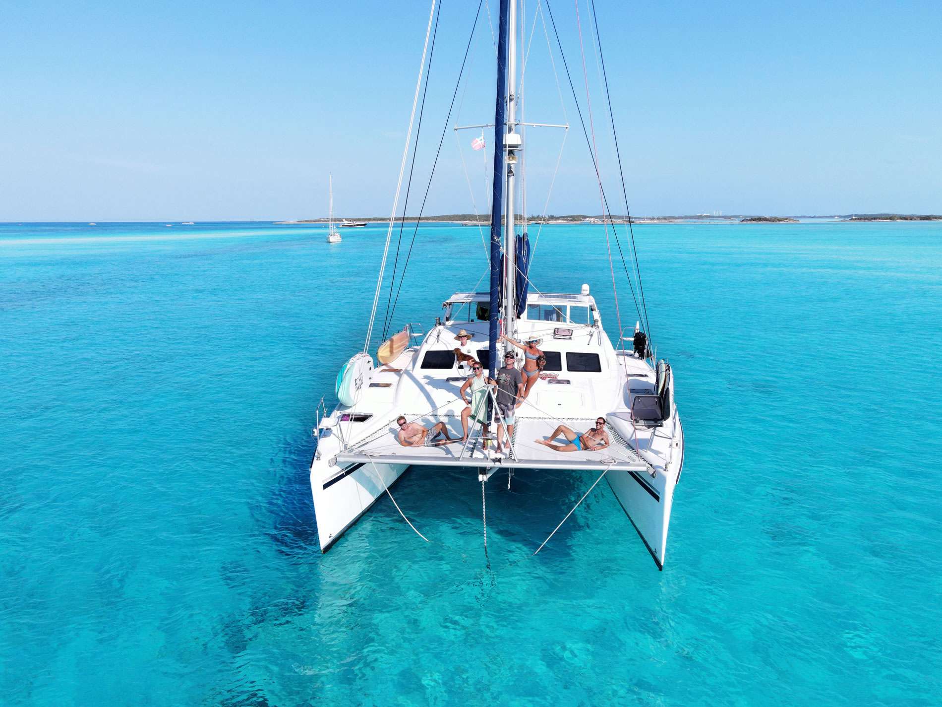 Yacht Charter TAHINA | Ritzy Charters