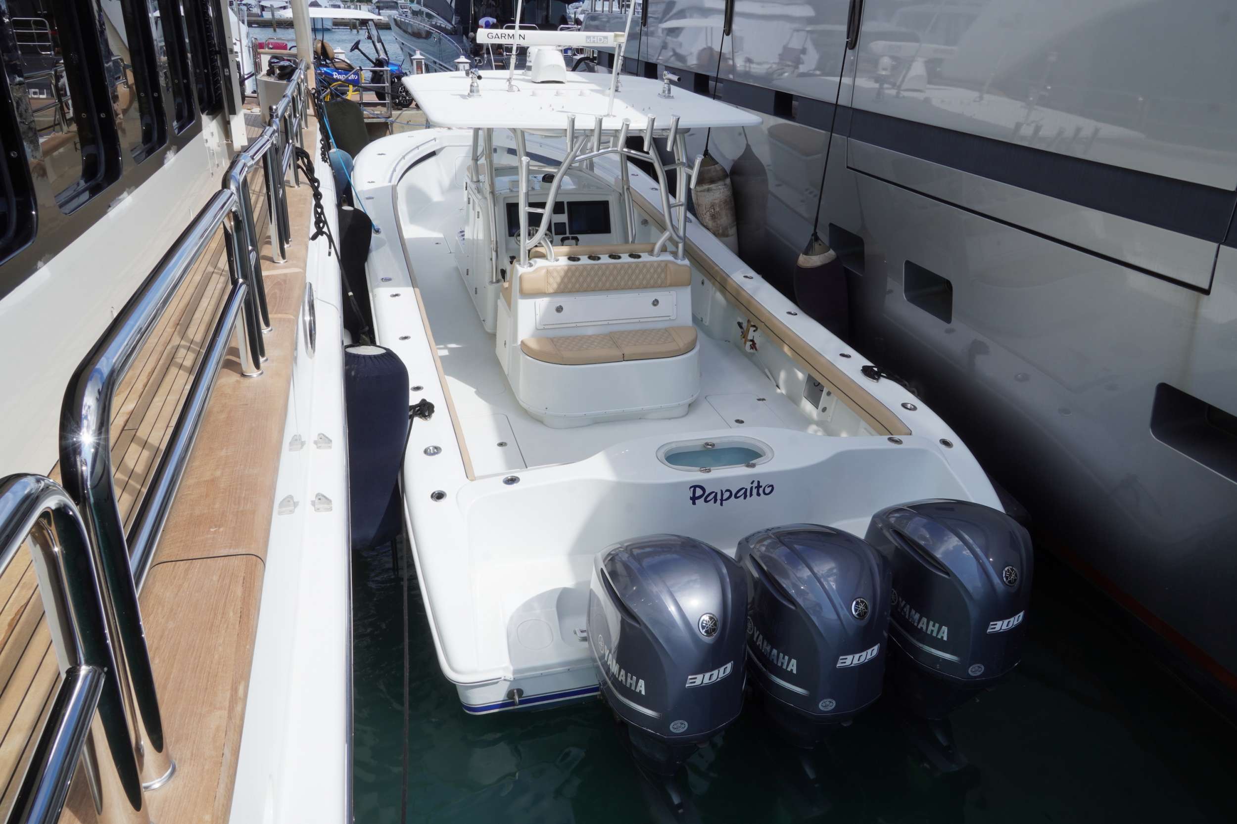 Yellowfin 39'  