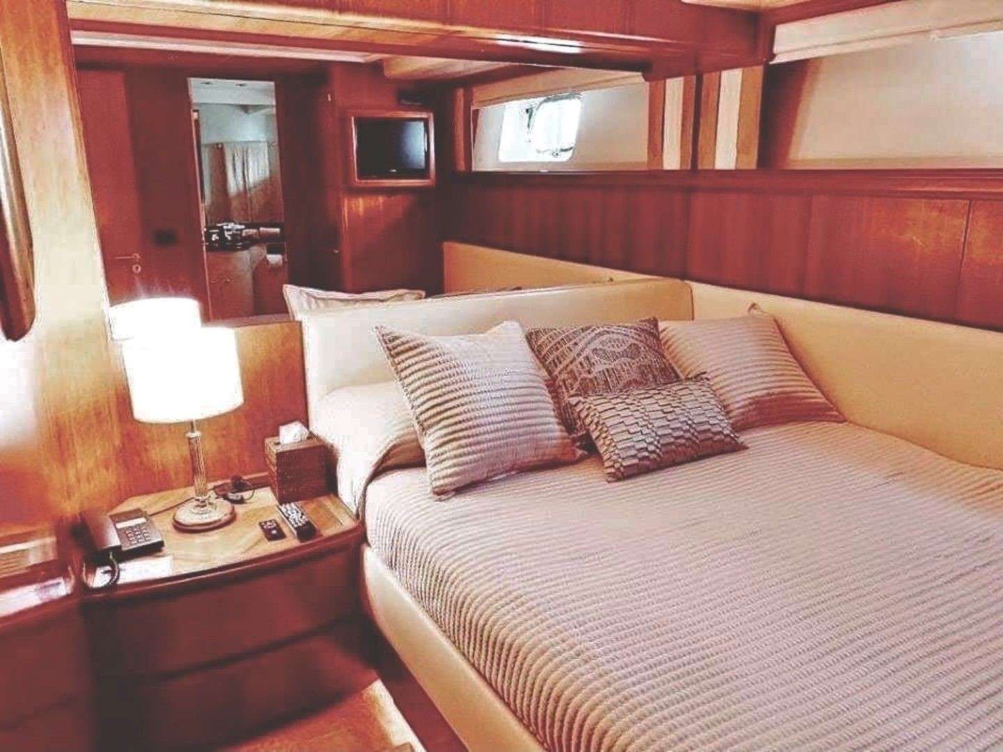 ILLYA F Yacht Charter - Double Cabin 2