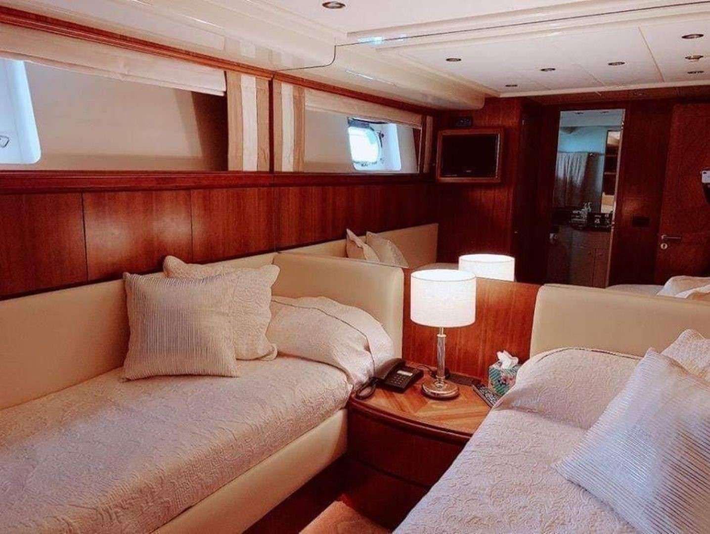 ILLYA F Yacht Charter - Twin Cabin
