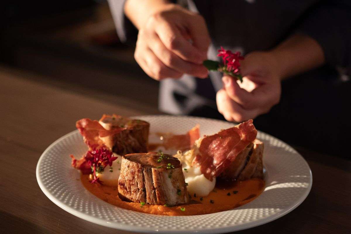Menu Image 4