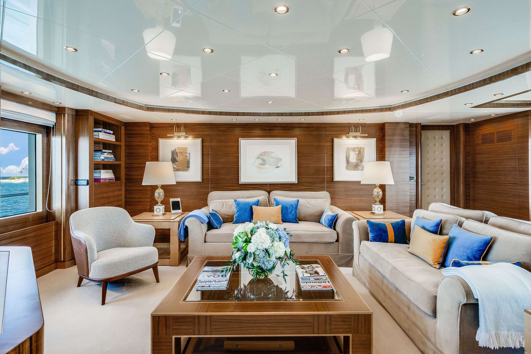 OCEANOS Yacht Charter - Owner's Salon