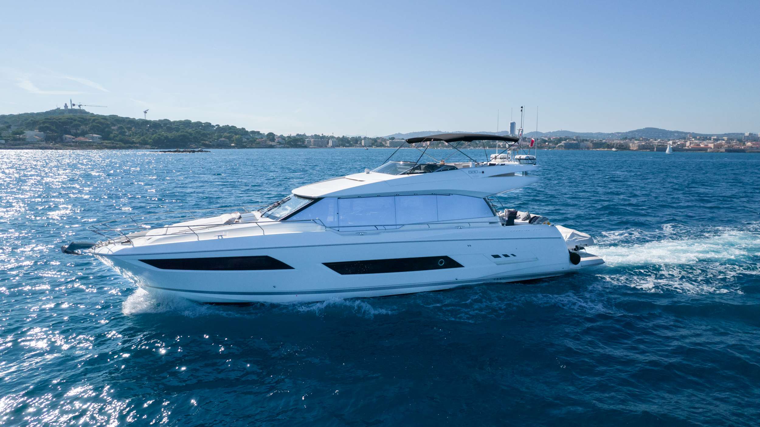 Yacht Charter Apollonia | Ritzy Charters