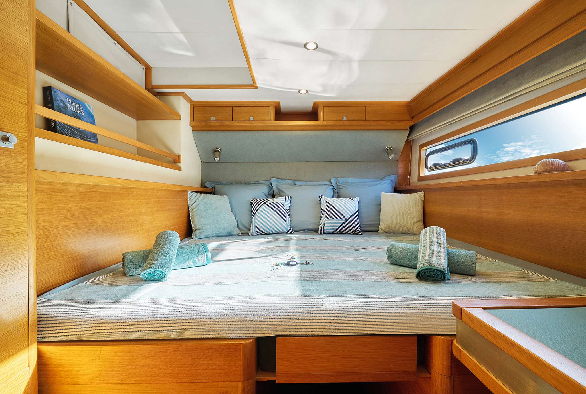 Double Cabin
